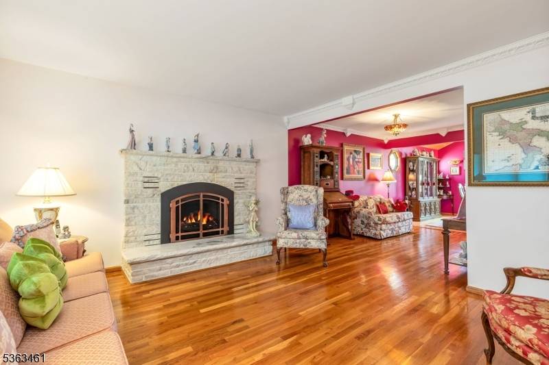Linden City, NJ 07036,715 Riverbend Rd