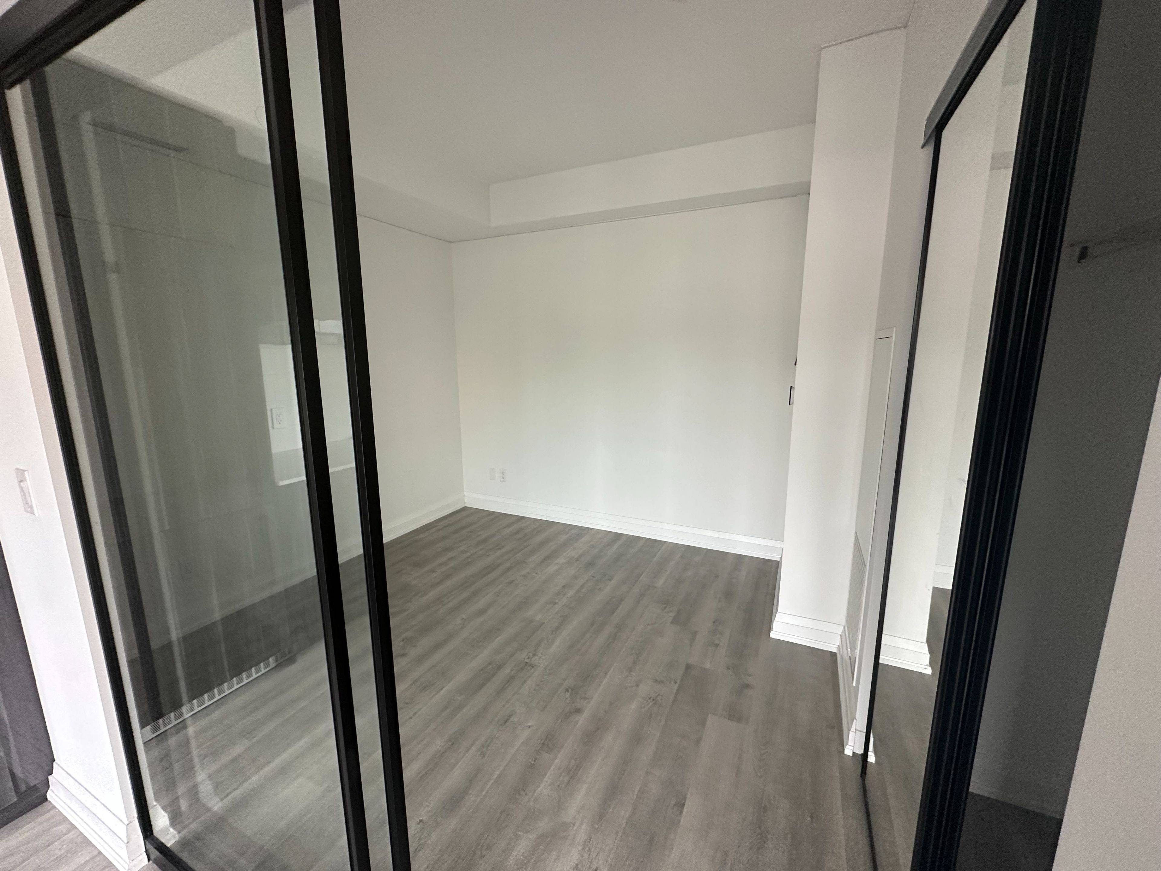 Toronto E02, ON M4C 0B1,2369 Danforth AVE #308