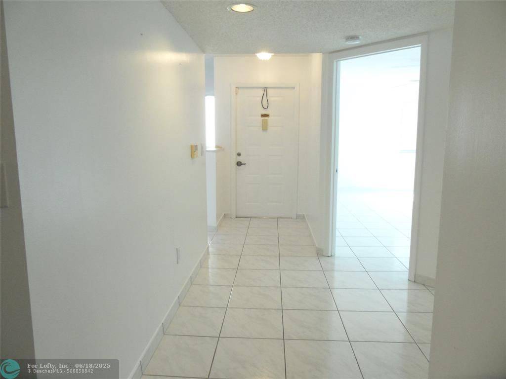 Tamarac, FL 33321,9599 weldon #201