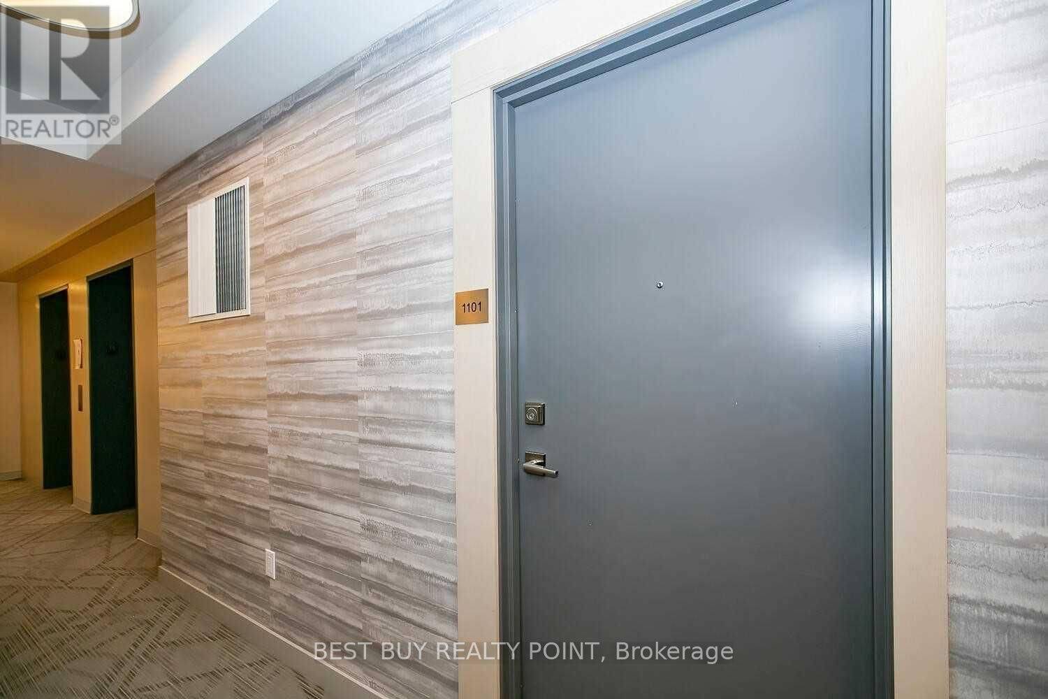Mississauga, ON L5N 3L3,4633 Glen Erin DR #1101