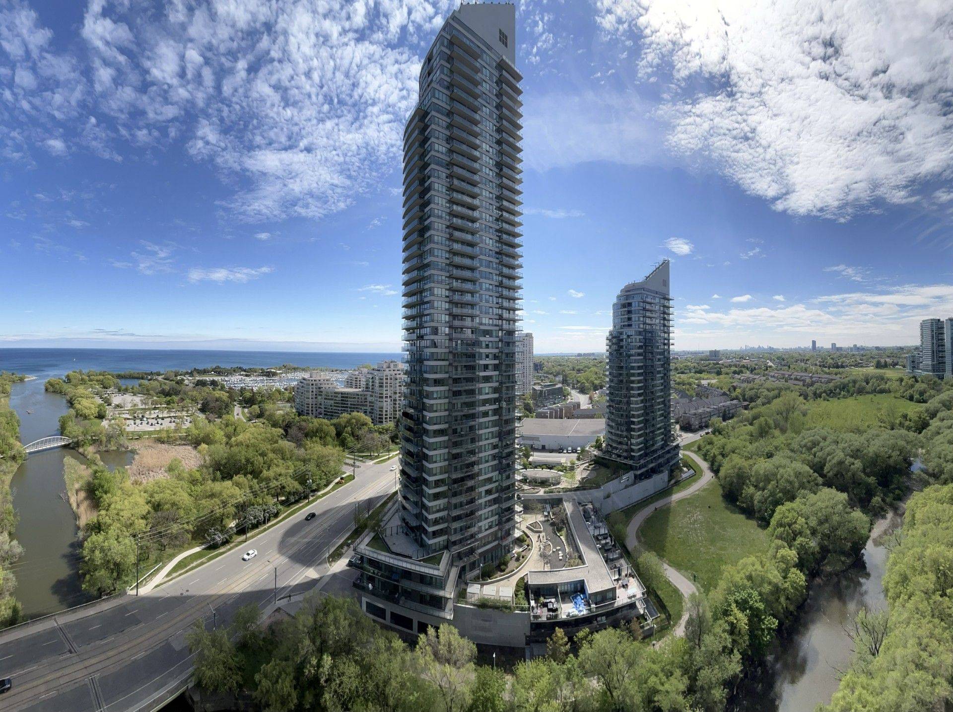 Toronto W06, ON M8V 0C2,2212 Lake Shore BLVD W #2304