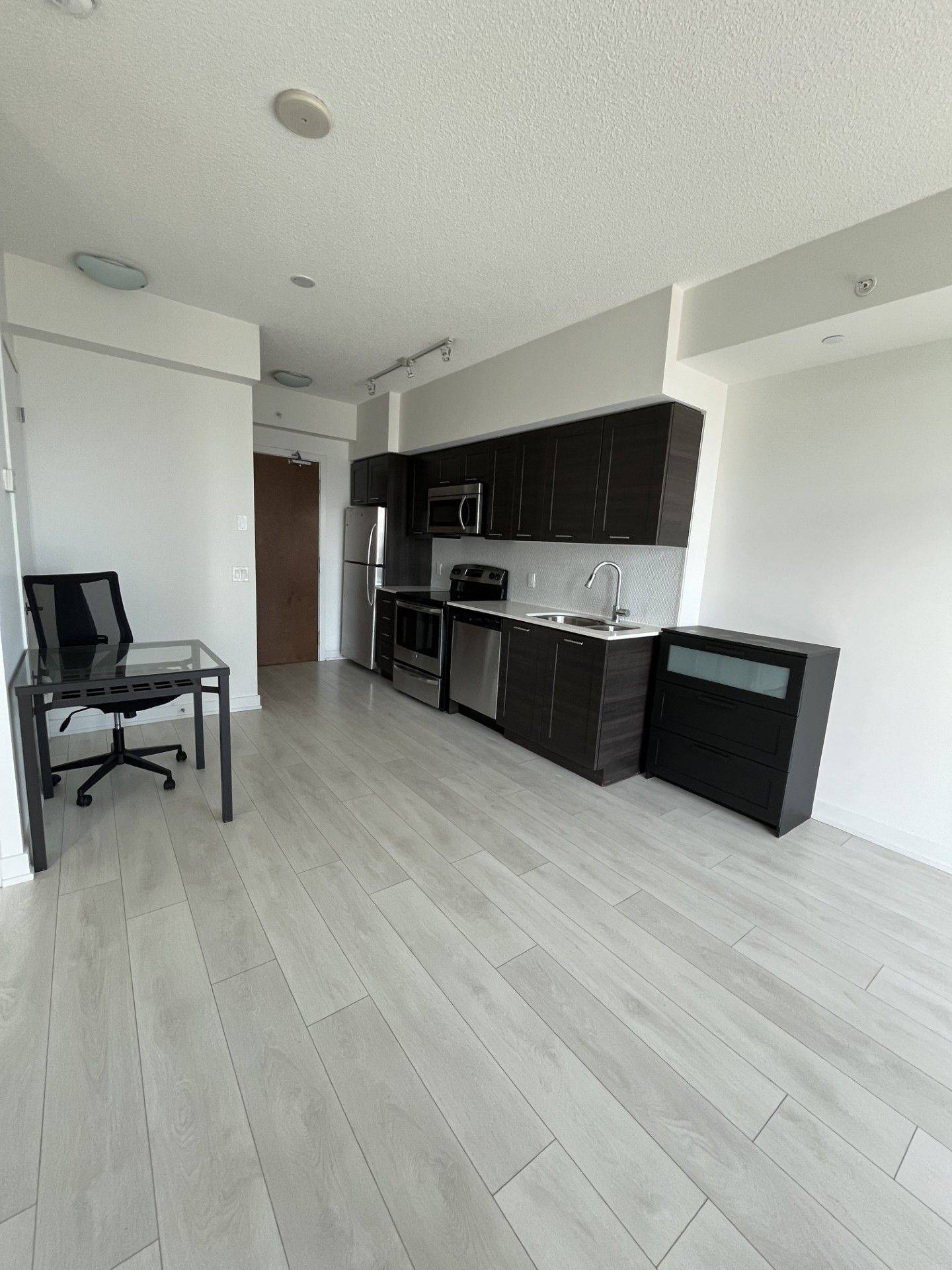 Toronto W06, ON M8V 0C2,2212 Lake Shore BLVD W #2304