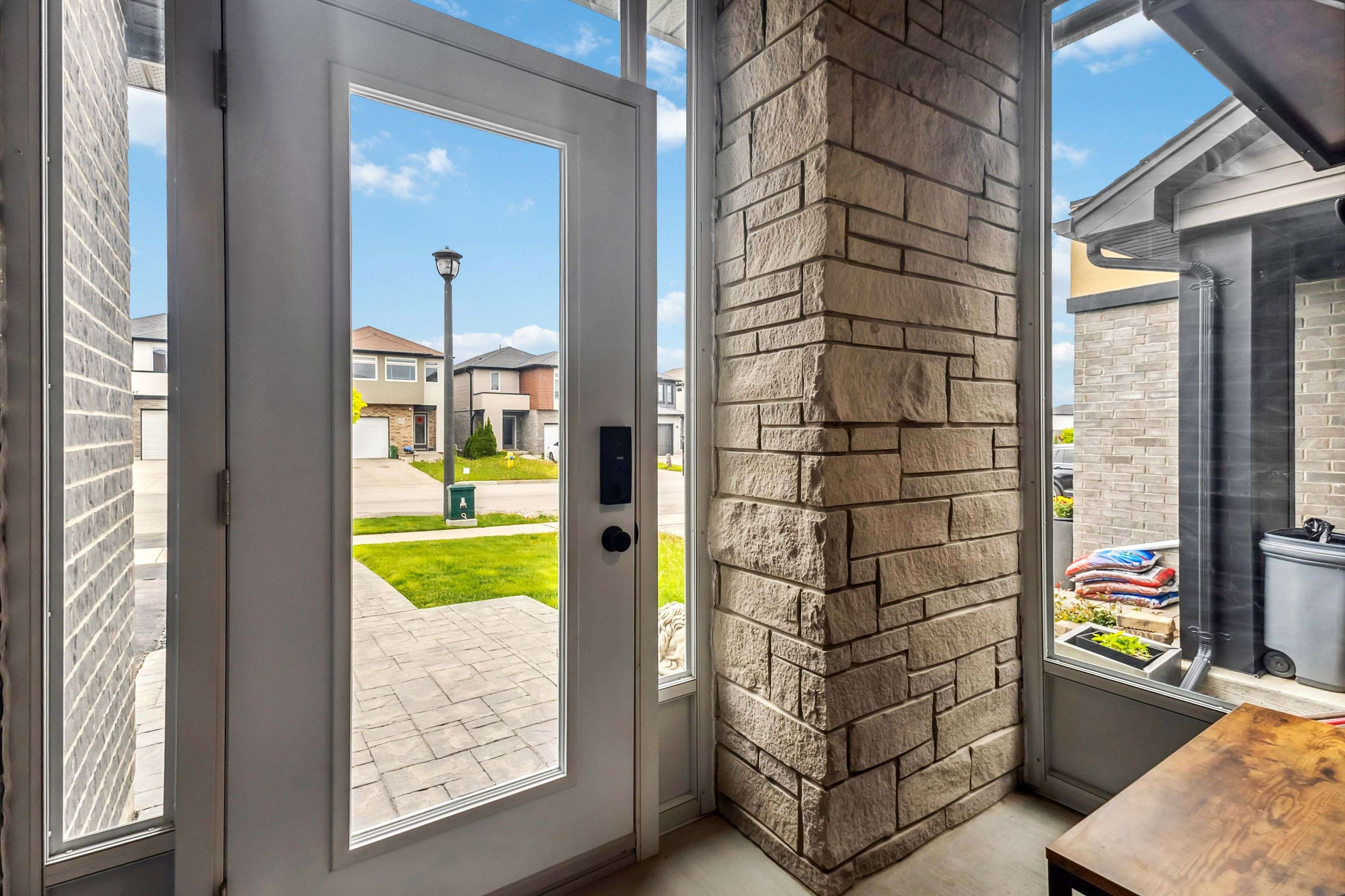 London North, ON N6G 0L7,1852 Foxridge CRES