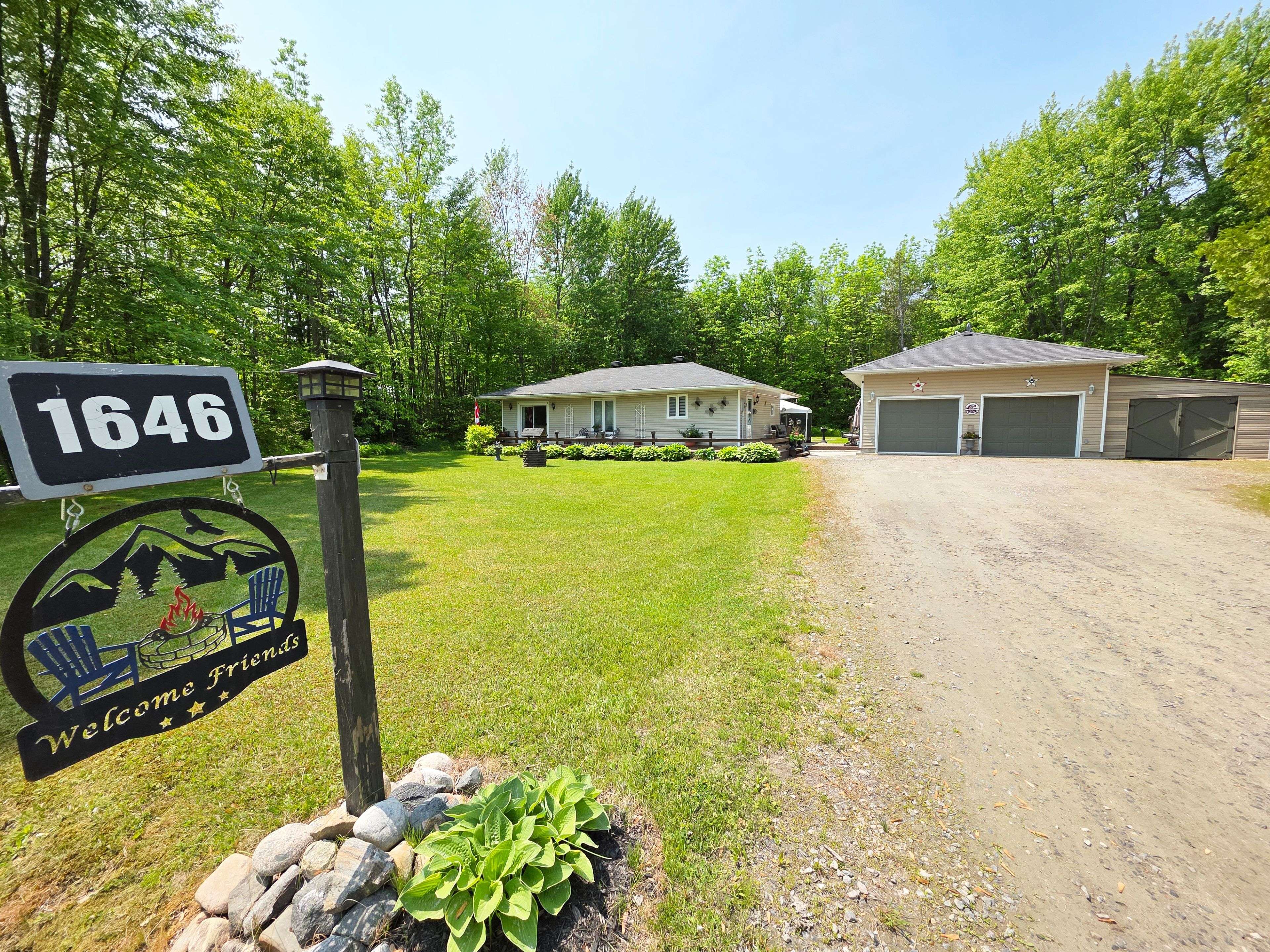 North Bay, ON P1B 8G5,1646 Jocko Point RD
