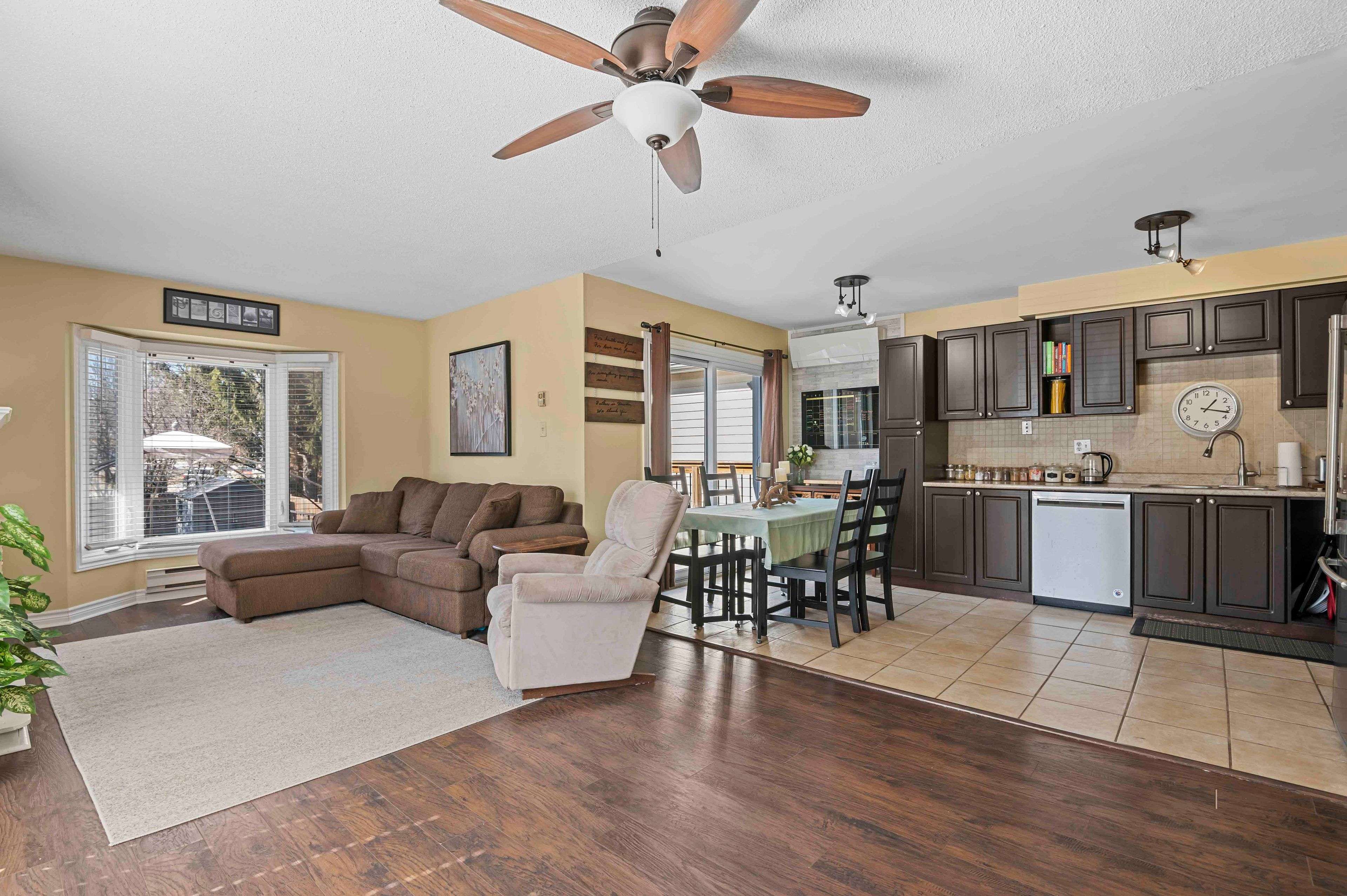 Shelburne, ON L9V 3A9,300 Shelburne PL