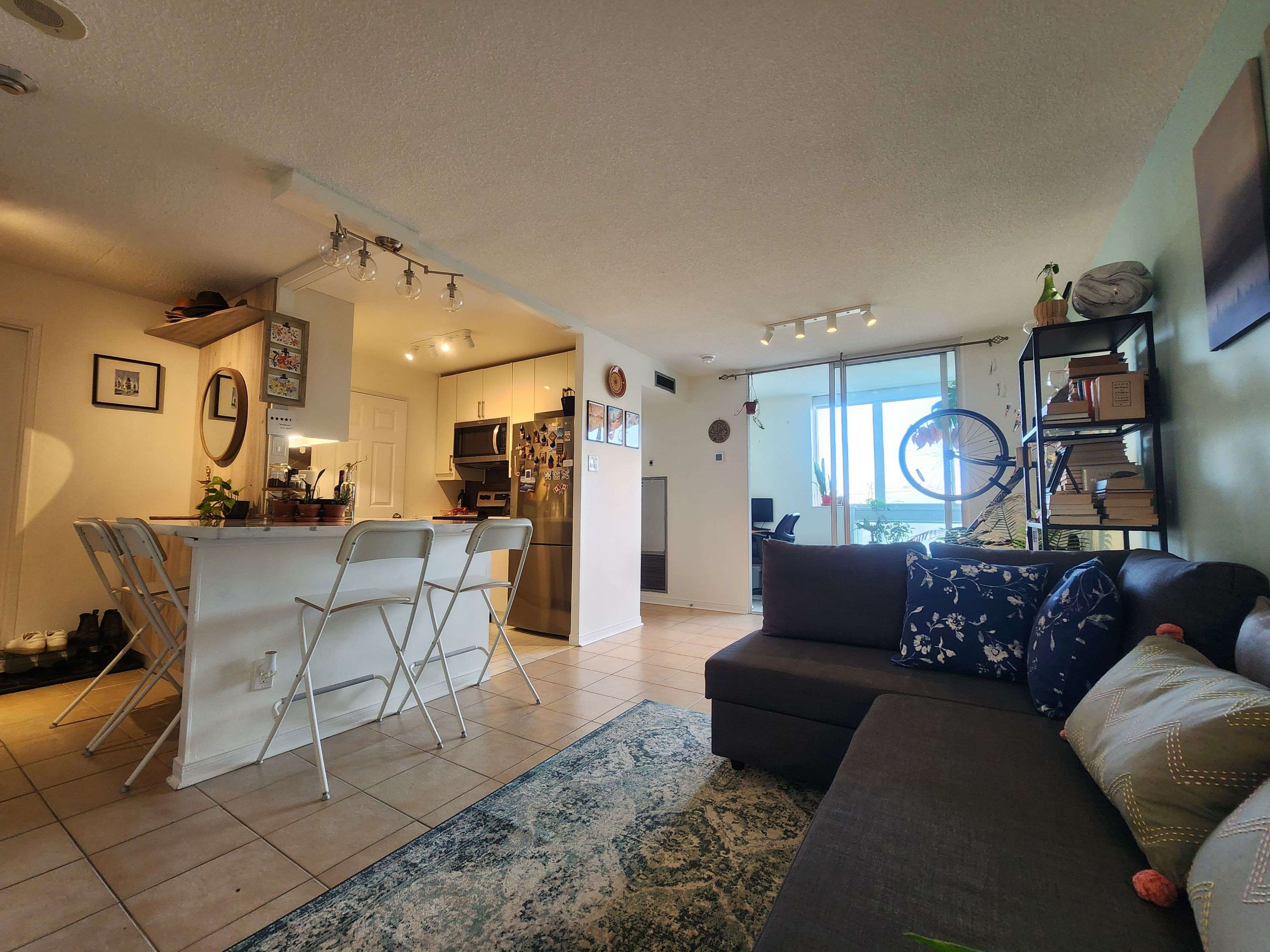 Toronto E08, ON M1J 3N3,330 Mccowan RD #208