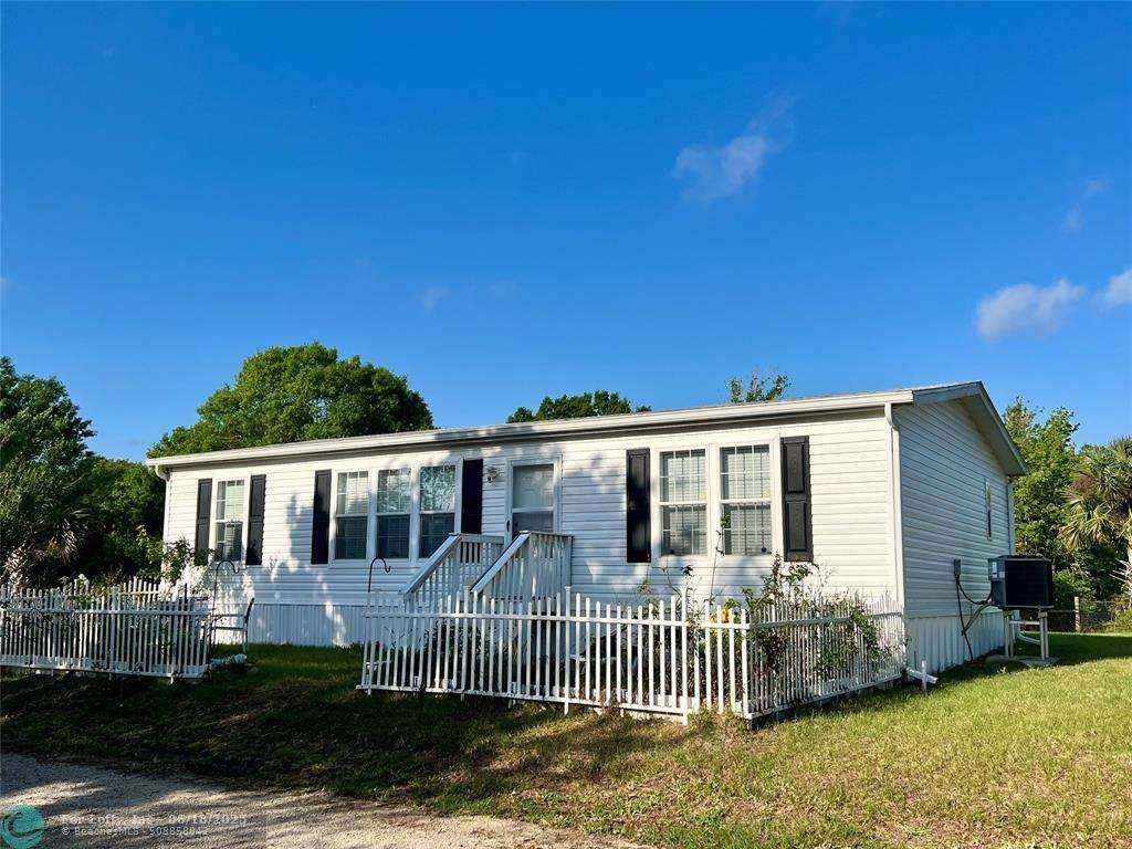Okeechobee, FL 34972,17491 NW 284th St
