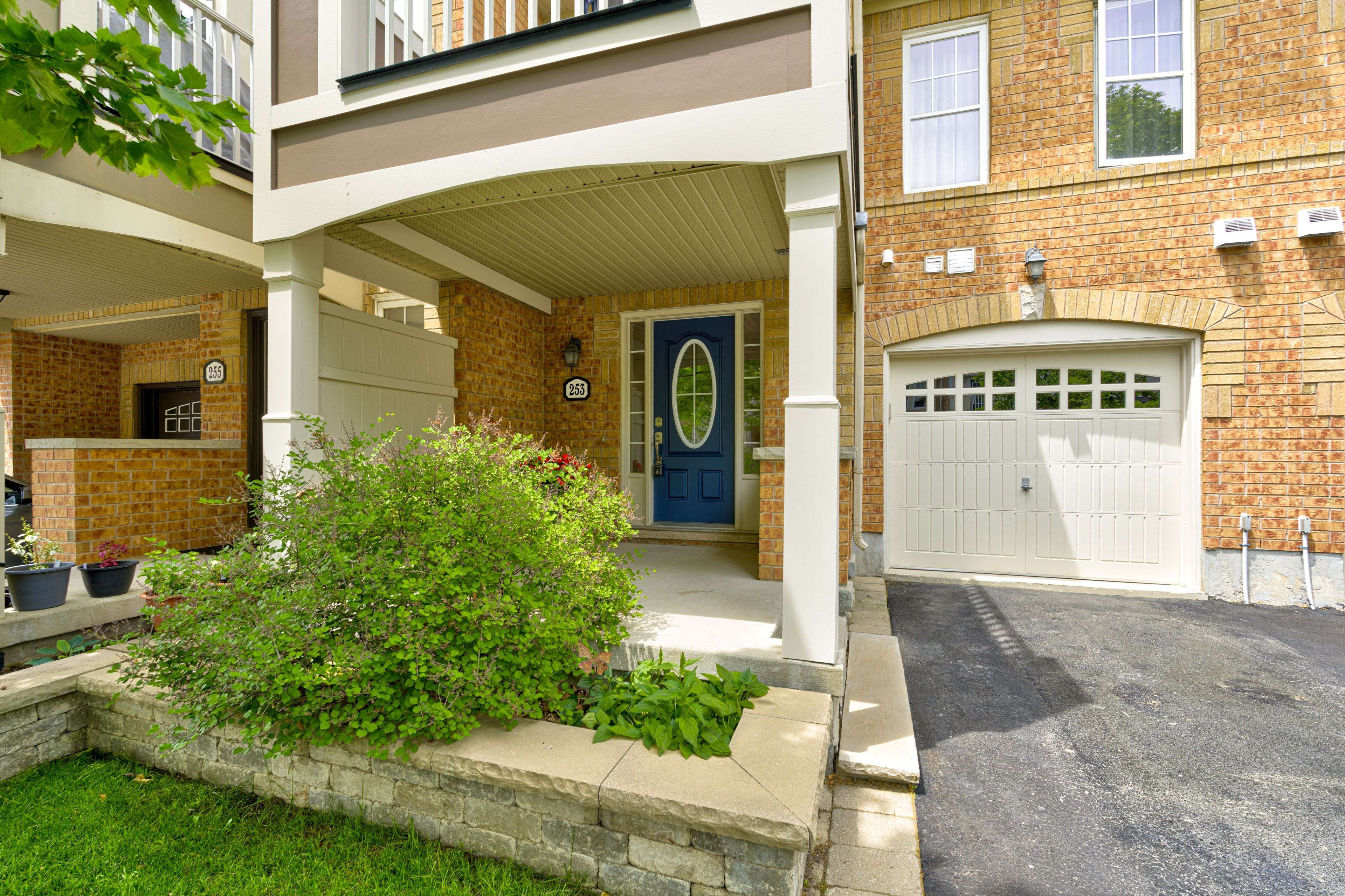 Milton, ON L9T 7B7,253 Wetenhall LNDG