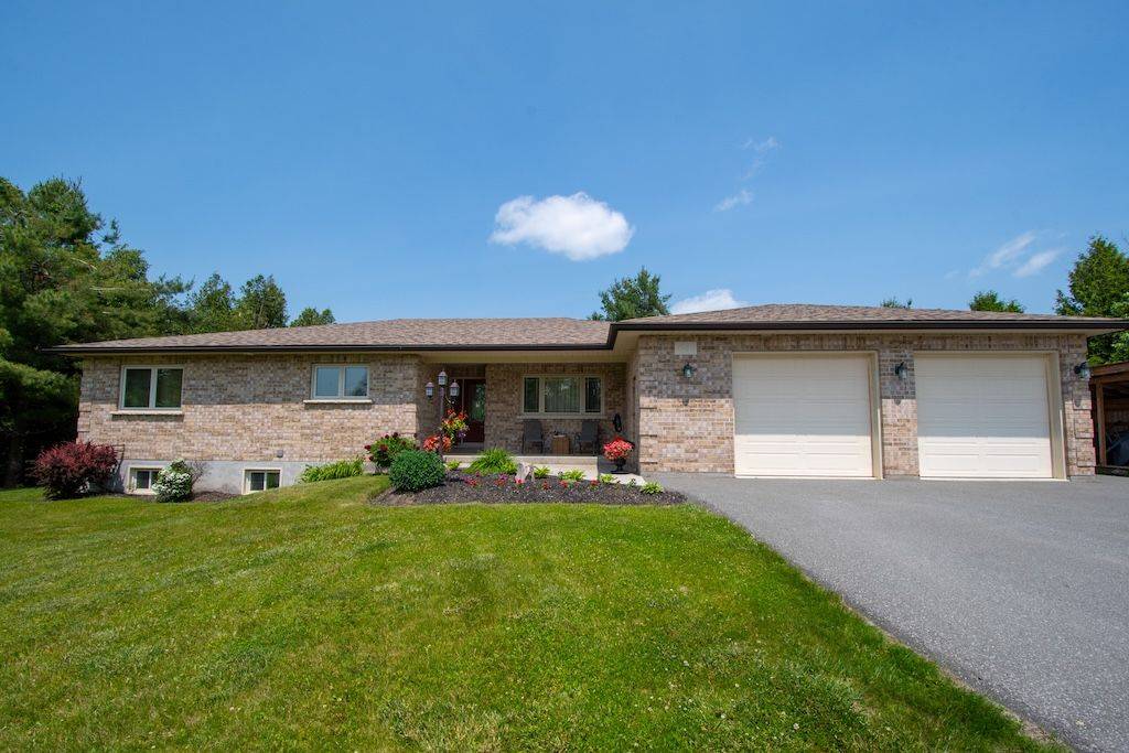 Selwyn, ON K0L 2H0,1744 Barton DR