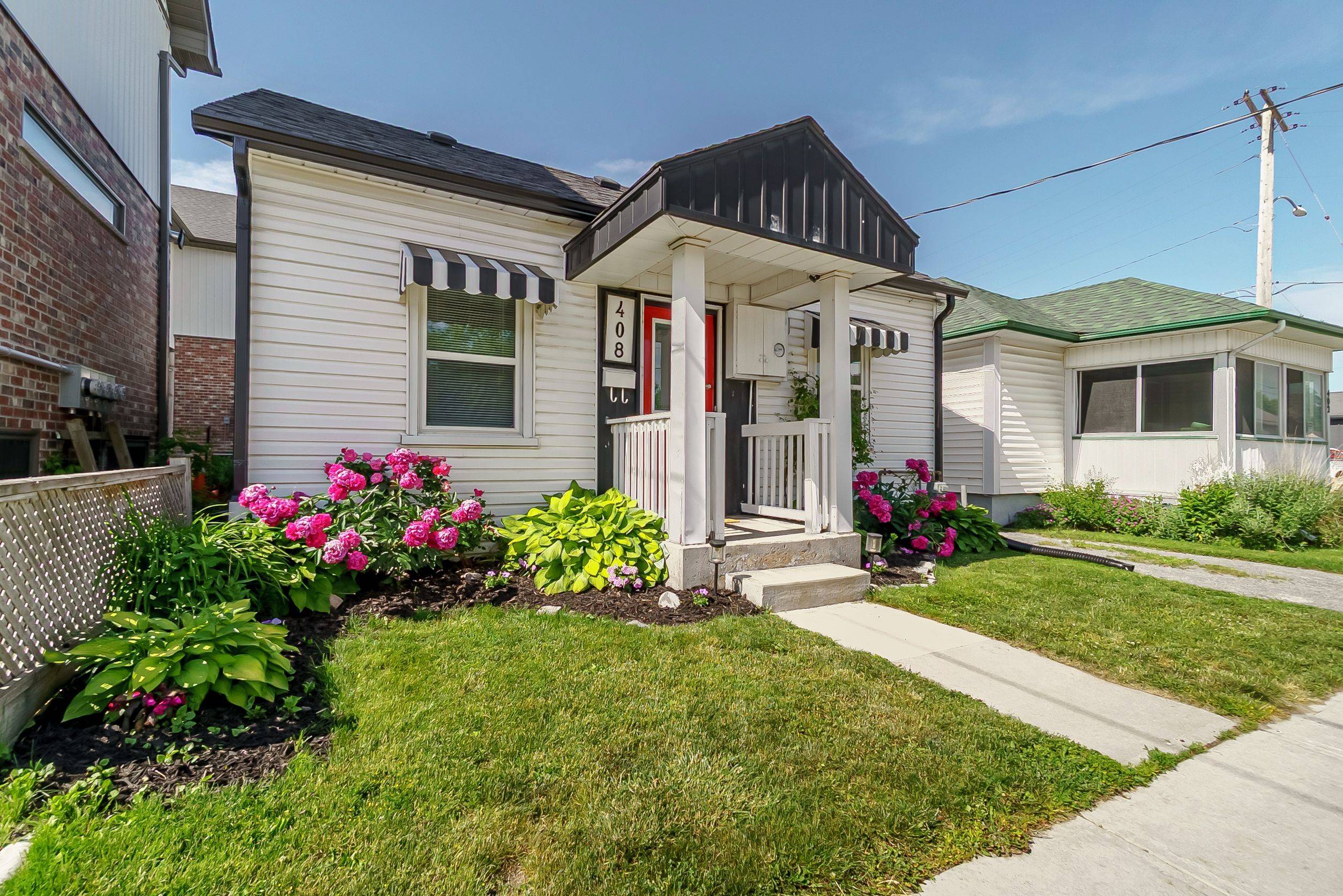Peterborough Central, ON K9H 2X6,408 Mcdonnel ST