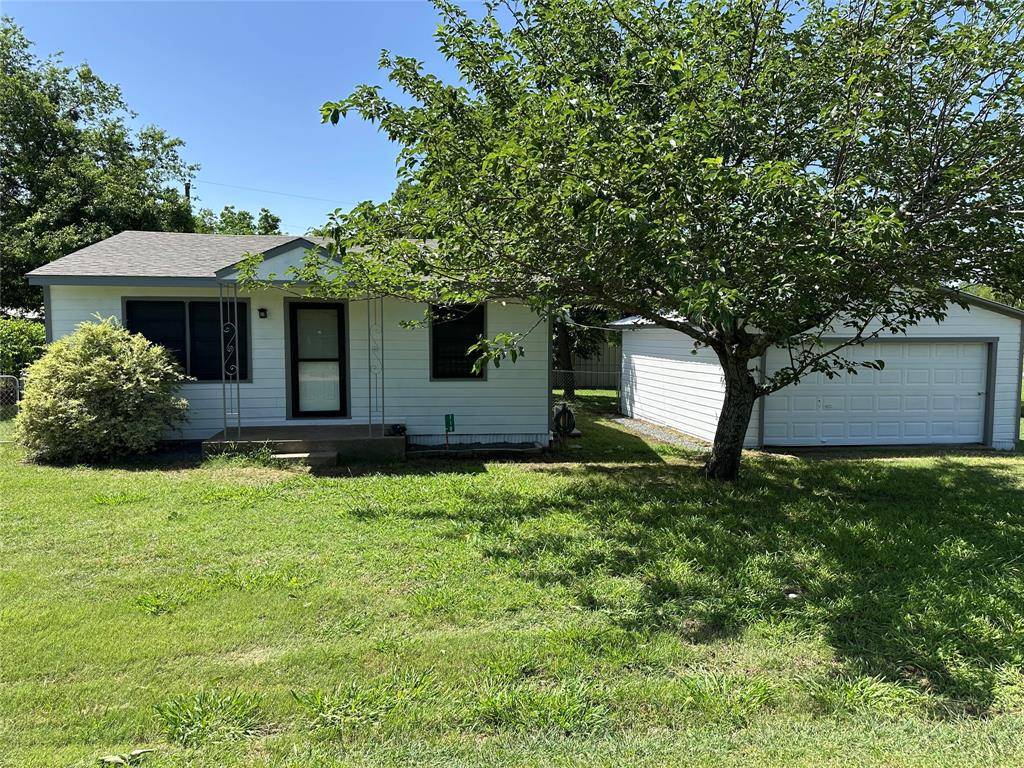 Whitney, TX 76692,118 Iris Lane