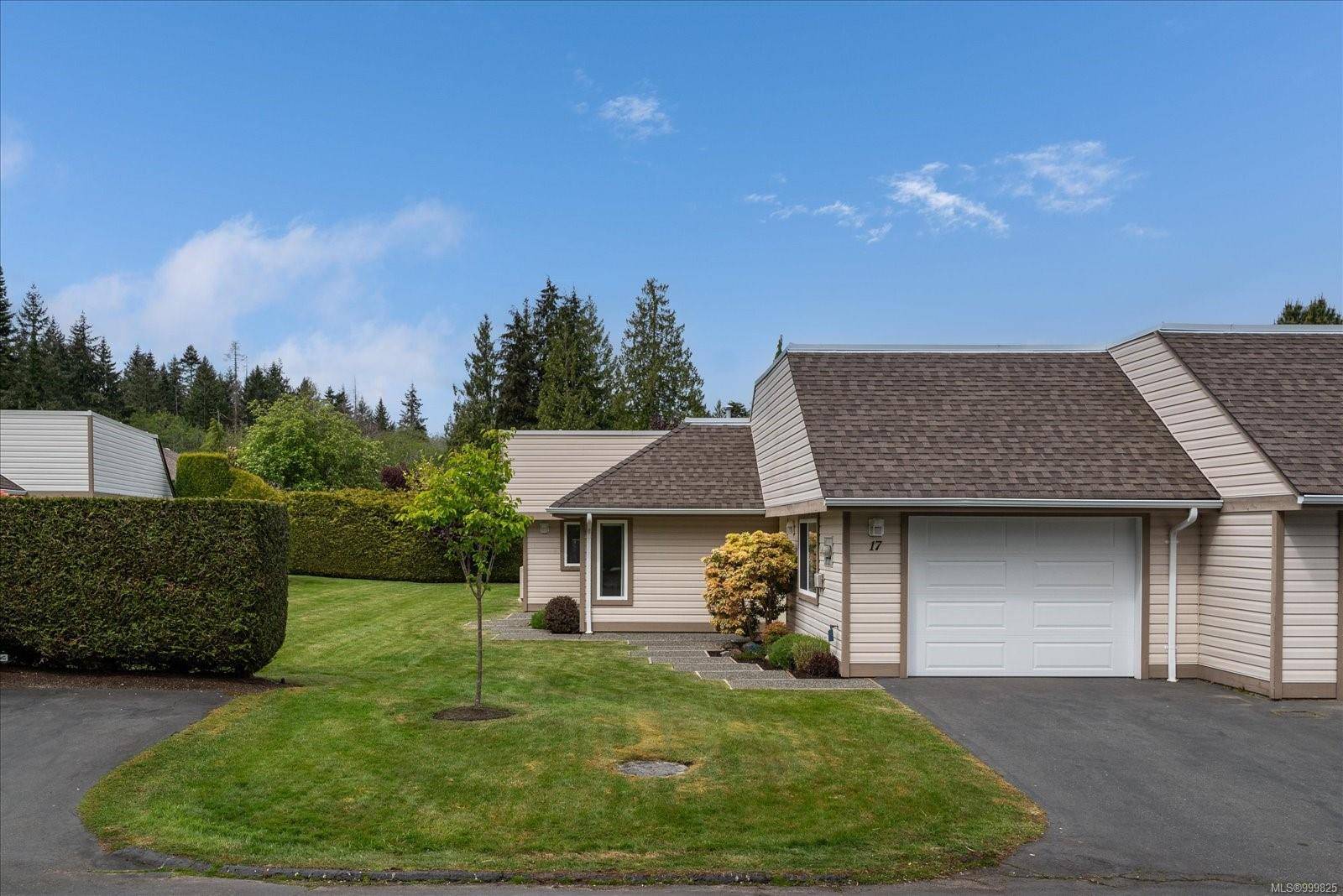 Qualicum Beach, BC V9K 2M4,460 Schley Pl #17