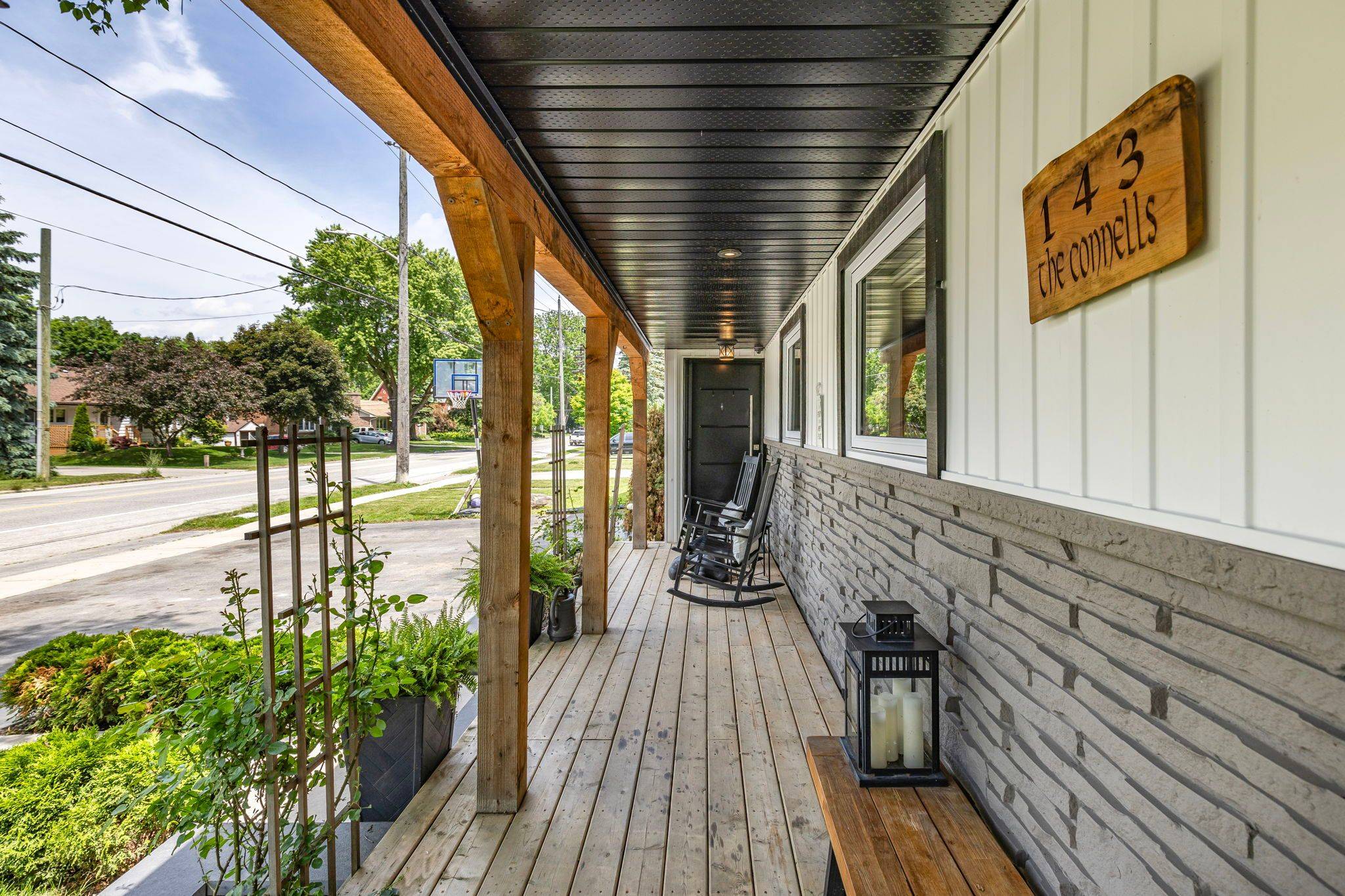 New Tecumseth, ON L9R 1E3,143 Albert ST W