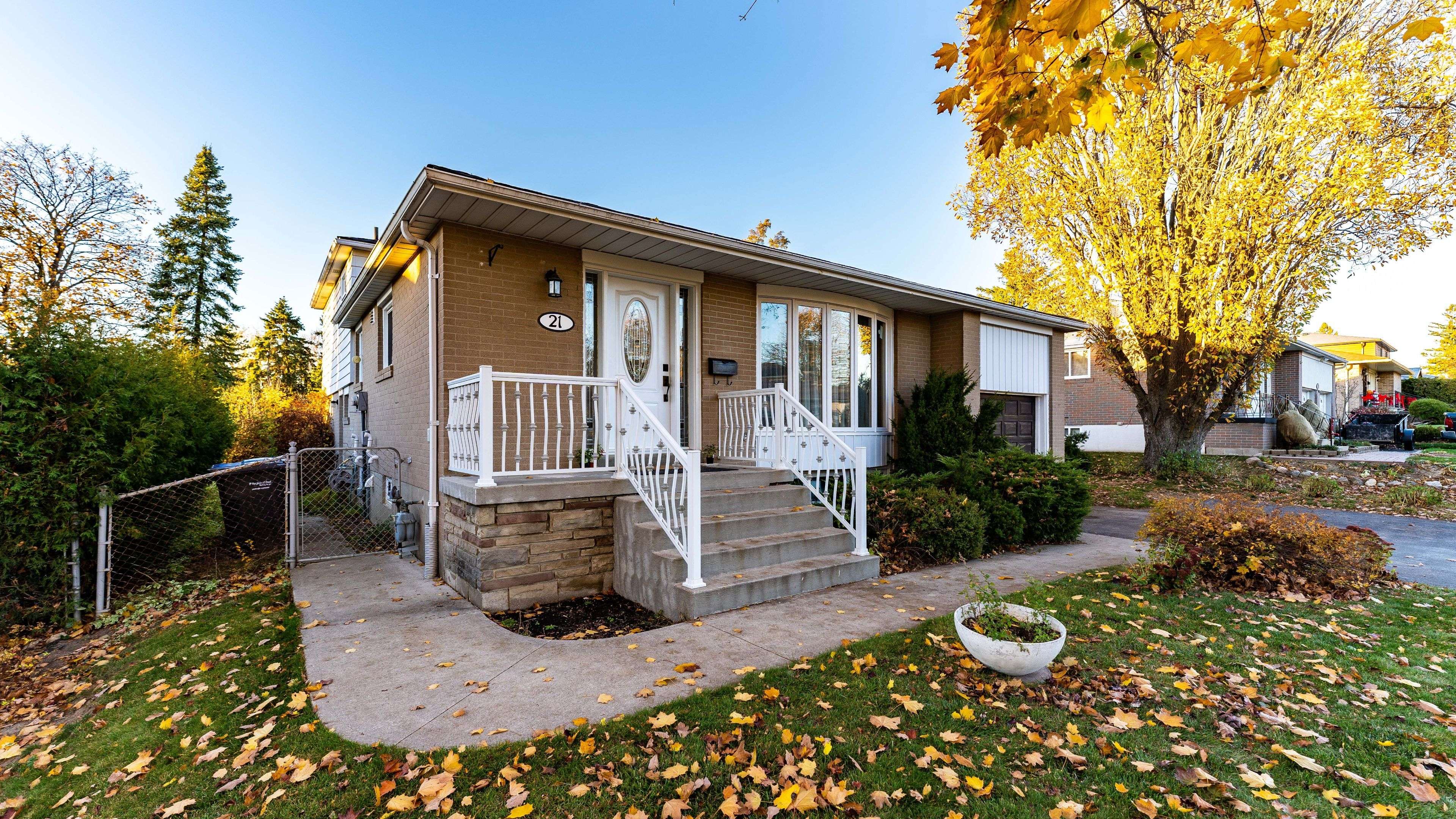 Brampton, ON L6Y 1B4,21 Parkend AVE