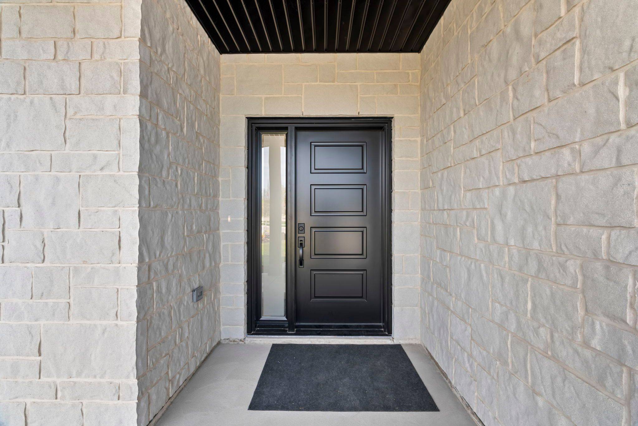 Kincardine, ON N2Z 1G8,55 MERCEDES CRES