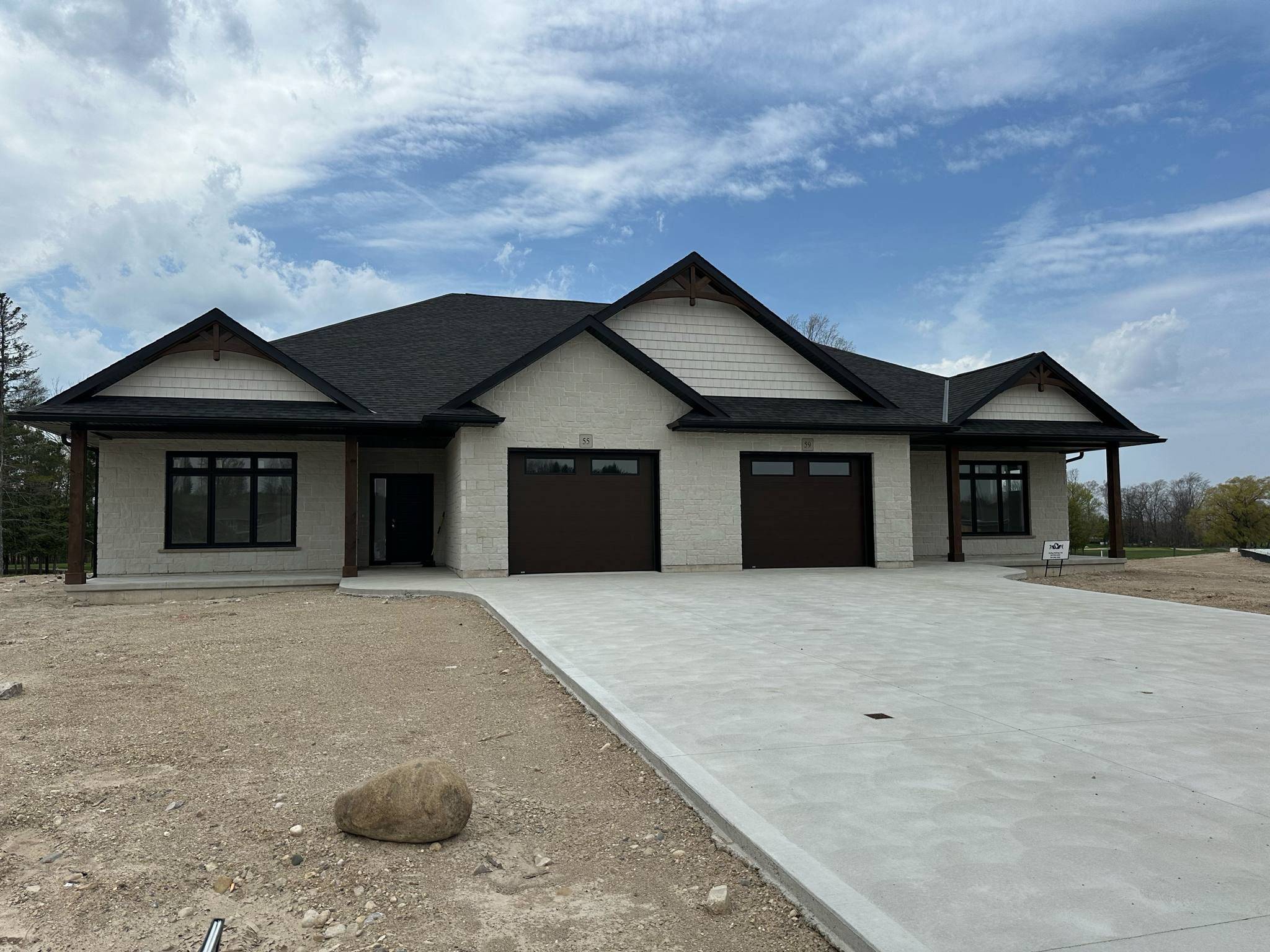 Kincardine, ON N2Z 1G8,59 MERCEDES CRES