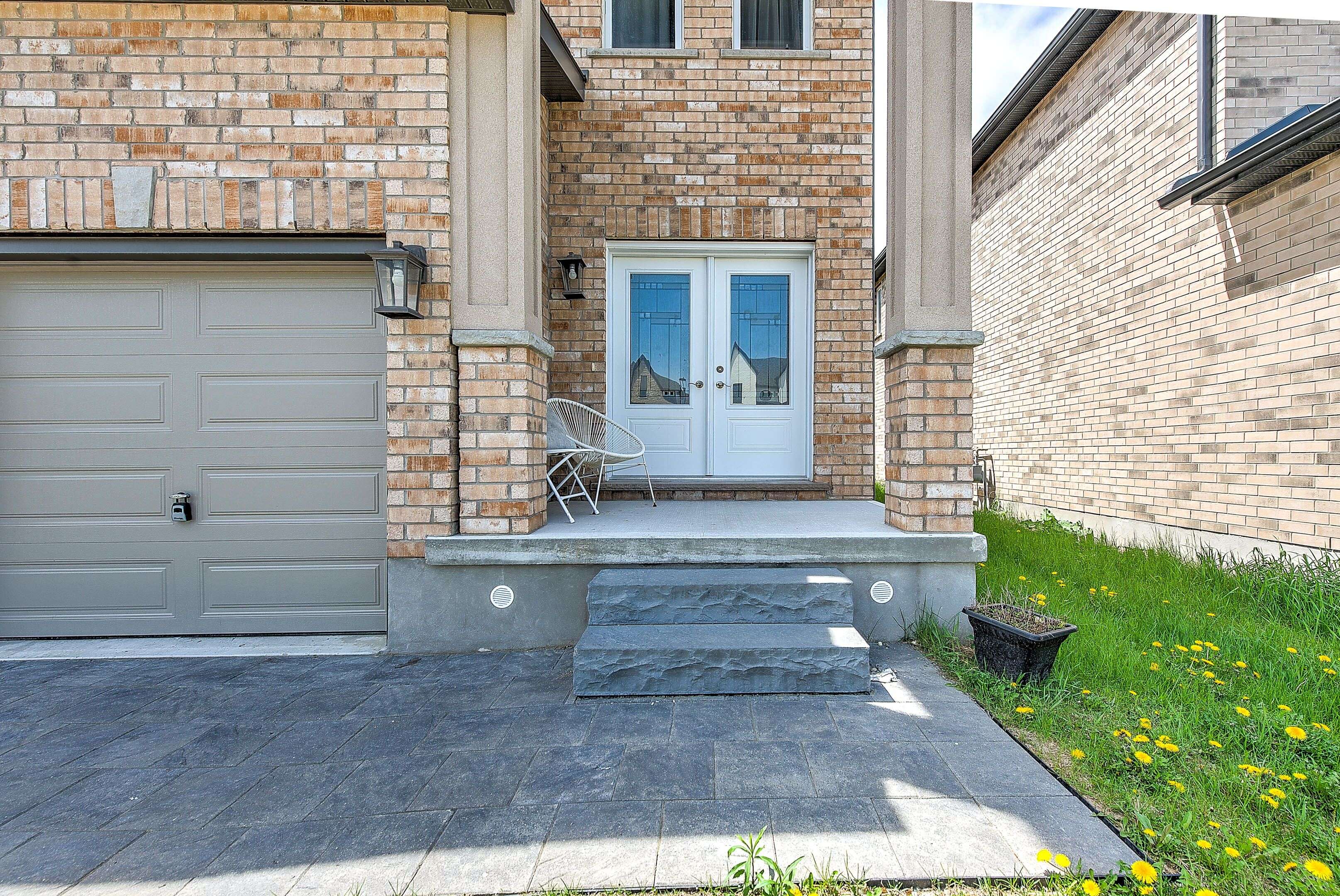 London South, ON N6M 0G9,3048 Doyle DR