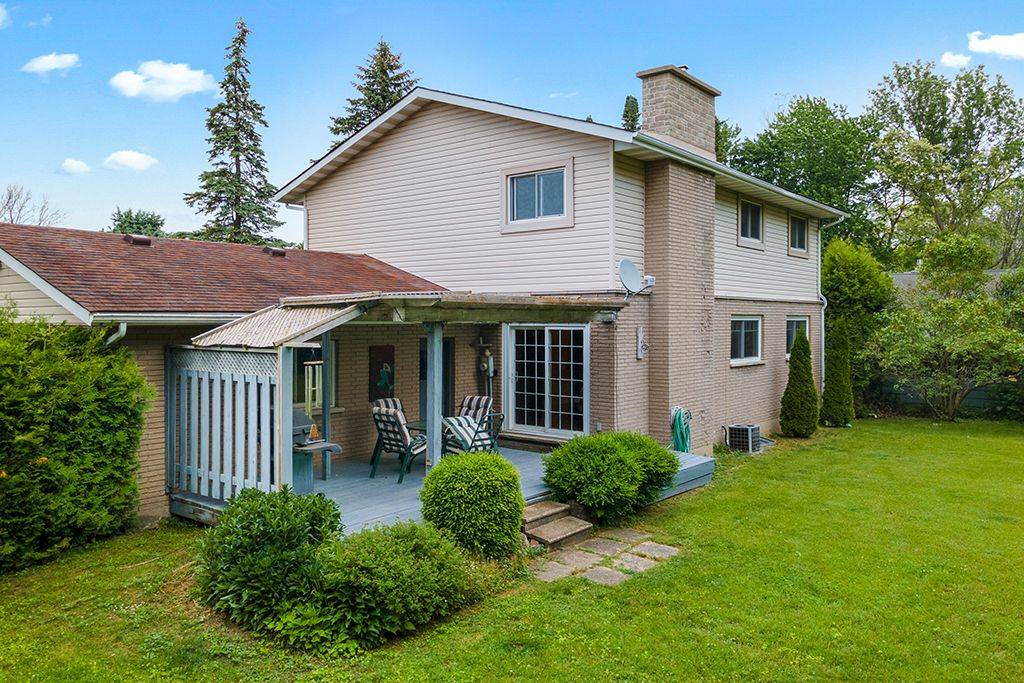 Meaford, ON N4L 1E6,79 Farrar ST