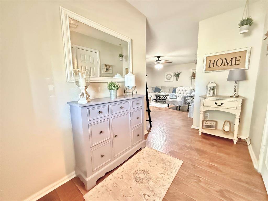 Grand Prairie, TX 75052,1114 Cielo Vista Drive