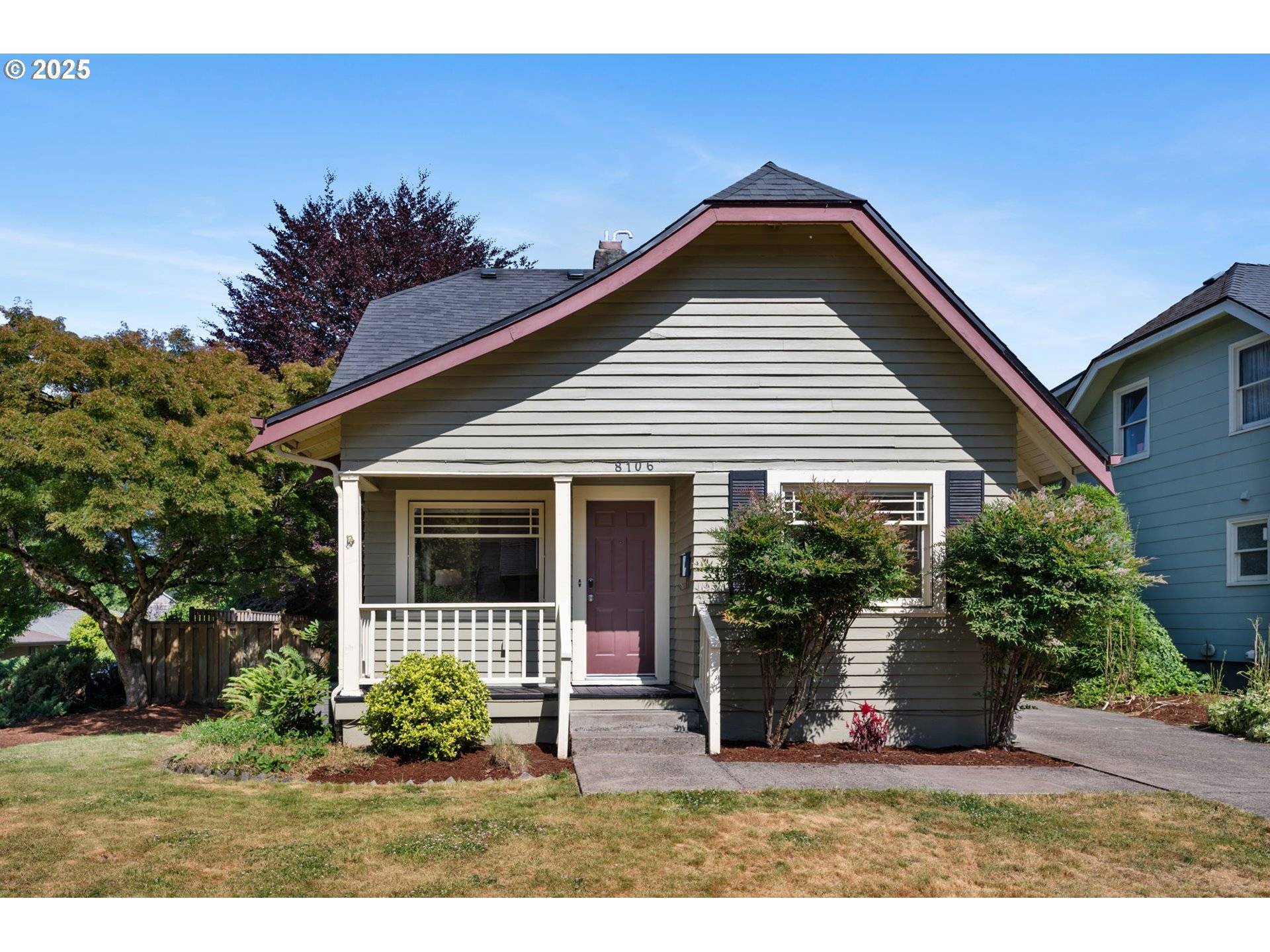 Portland, OR 97202,8106 SE 37TH AVE