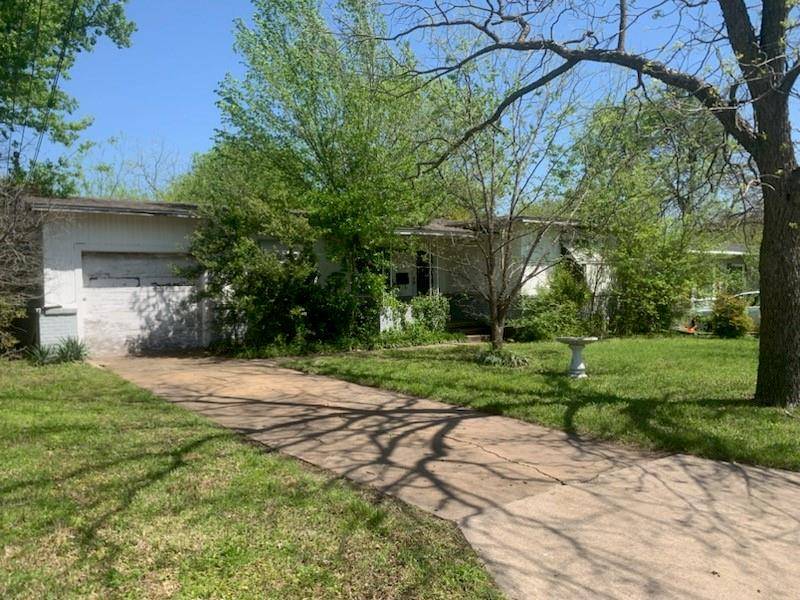 Sherman, TX 75092,2121 N Hickory Street