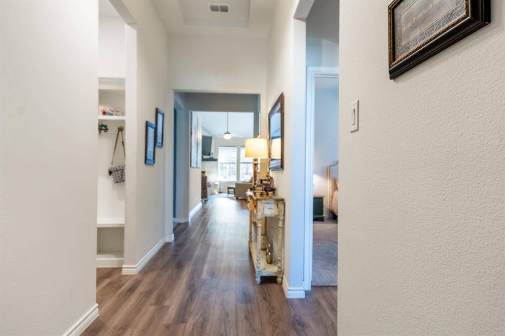 Little Elm, TX 75068,513 Lake Cove Drive