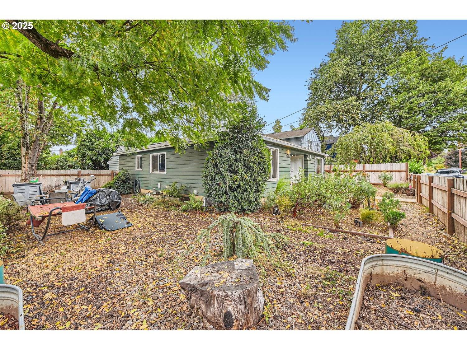 Portland, OR 97203,9832 N CLARENDON AVE