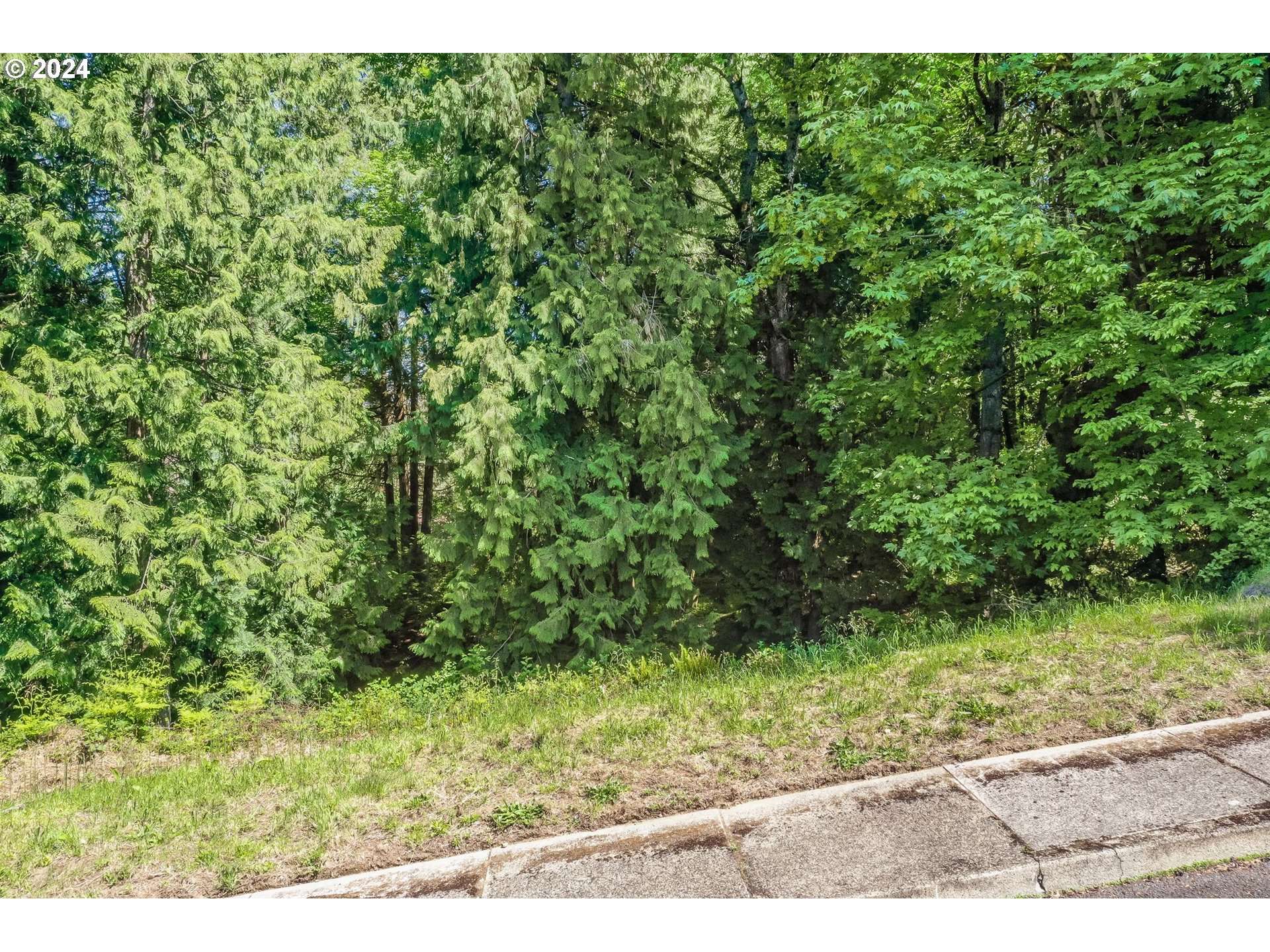 Portland, OR 97236,SE DUKE ST