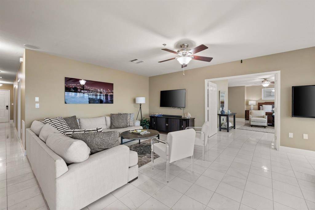 Fort Worth, TX 76177,3575 Lone Star Circle #607