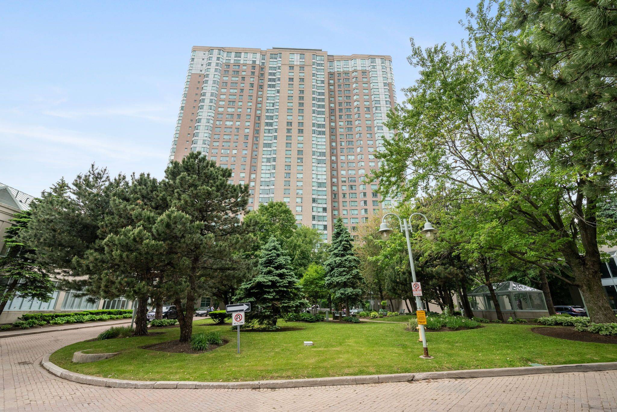 Toronto E09, ON M1H 3H3,68 Corporate DR #1931