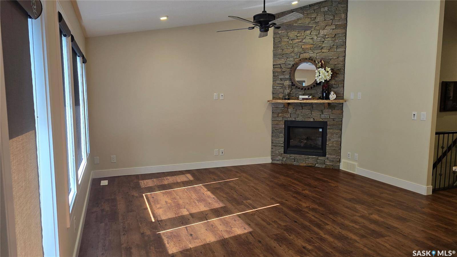 Saskatoon, SK S7M 5G3,3214 11th STREET W #6
