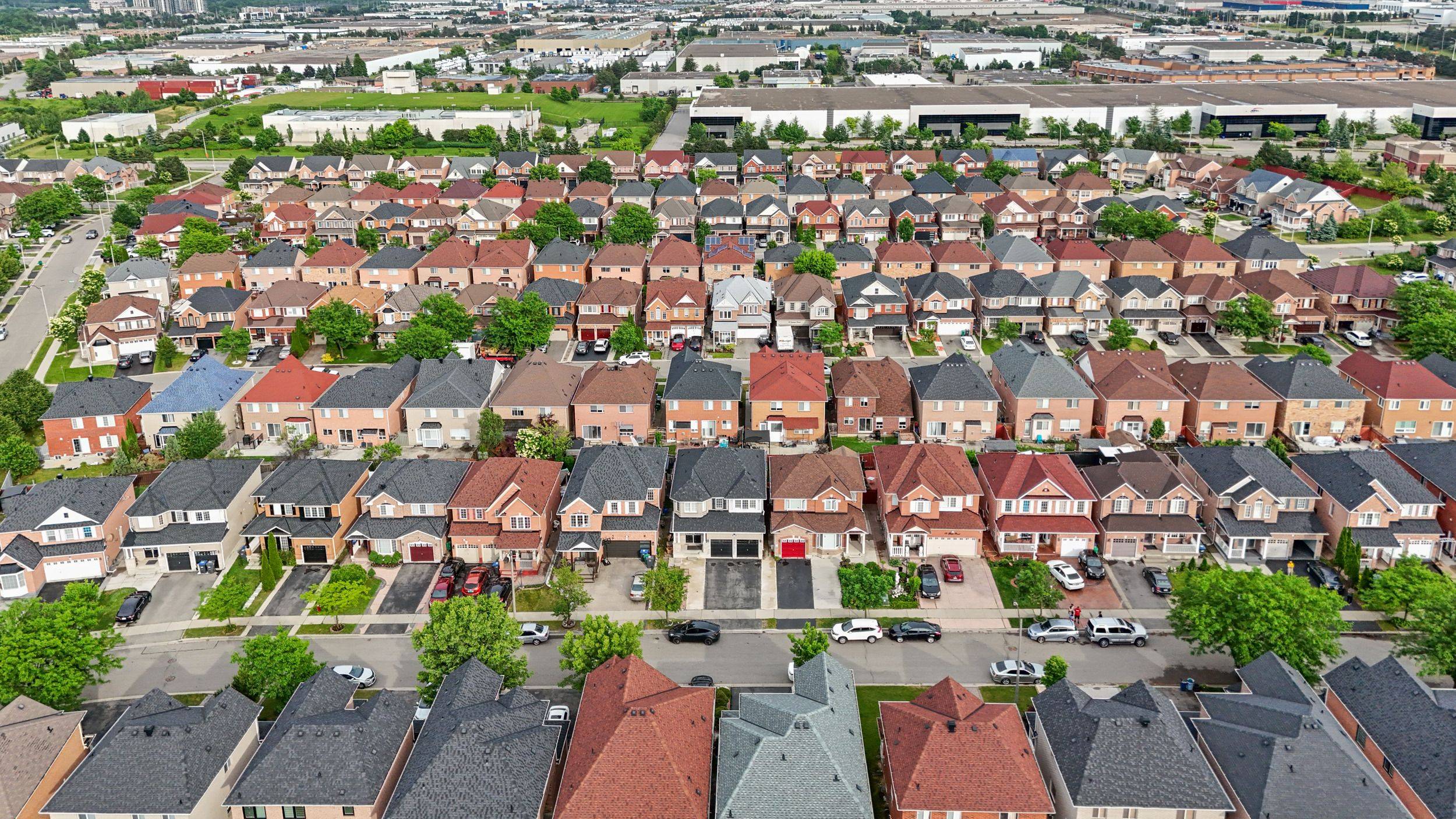 Brampton, ON L6S 0A4,14 Gaspe RD