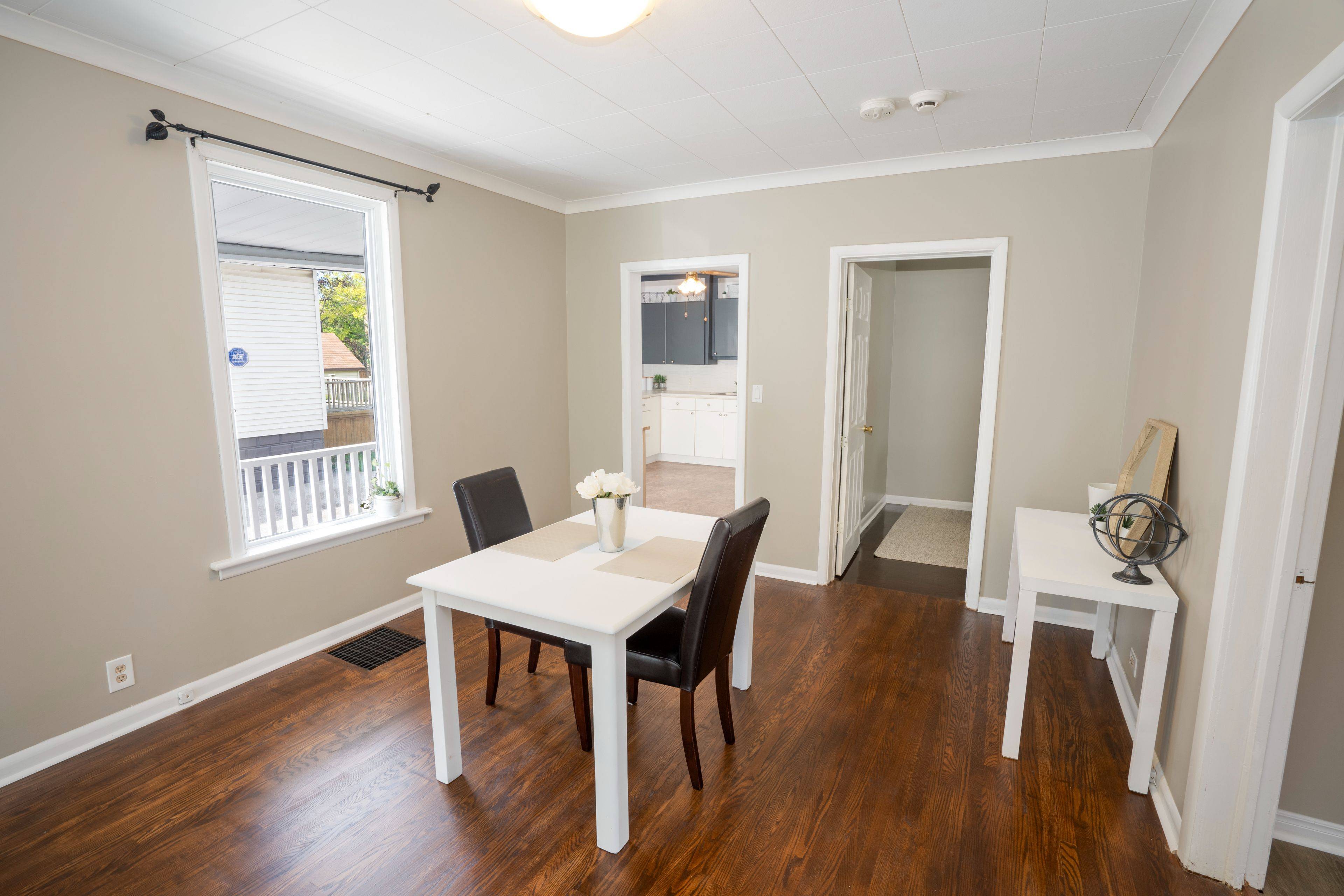 Sarnia, ON N7T 5A3,254 Durand ST