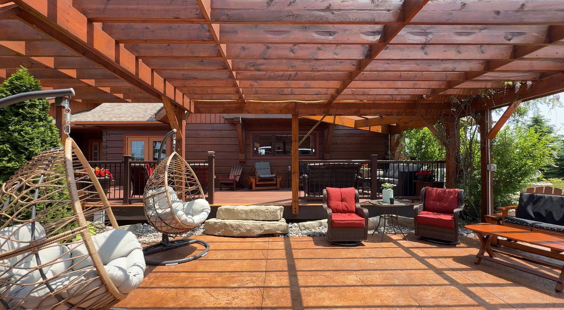 Lambton Shores, ON N0N 1J3,8529 Kinnaird RD