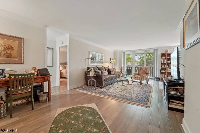 Montclair Twp., NJ 07043,530 Valley Road #2D
