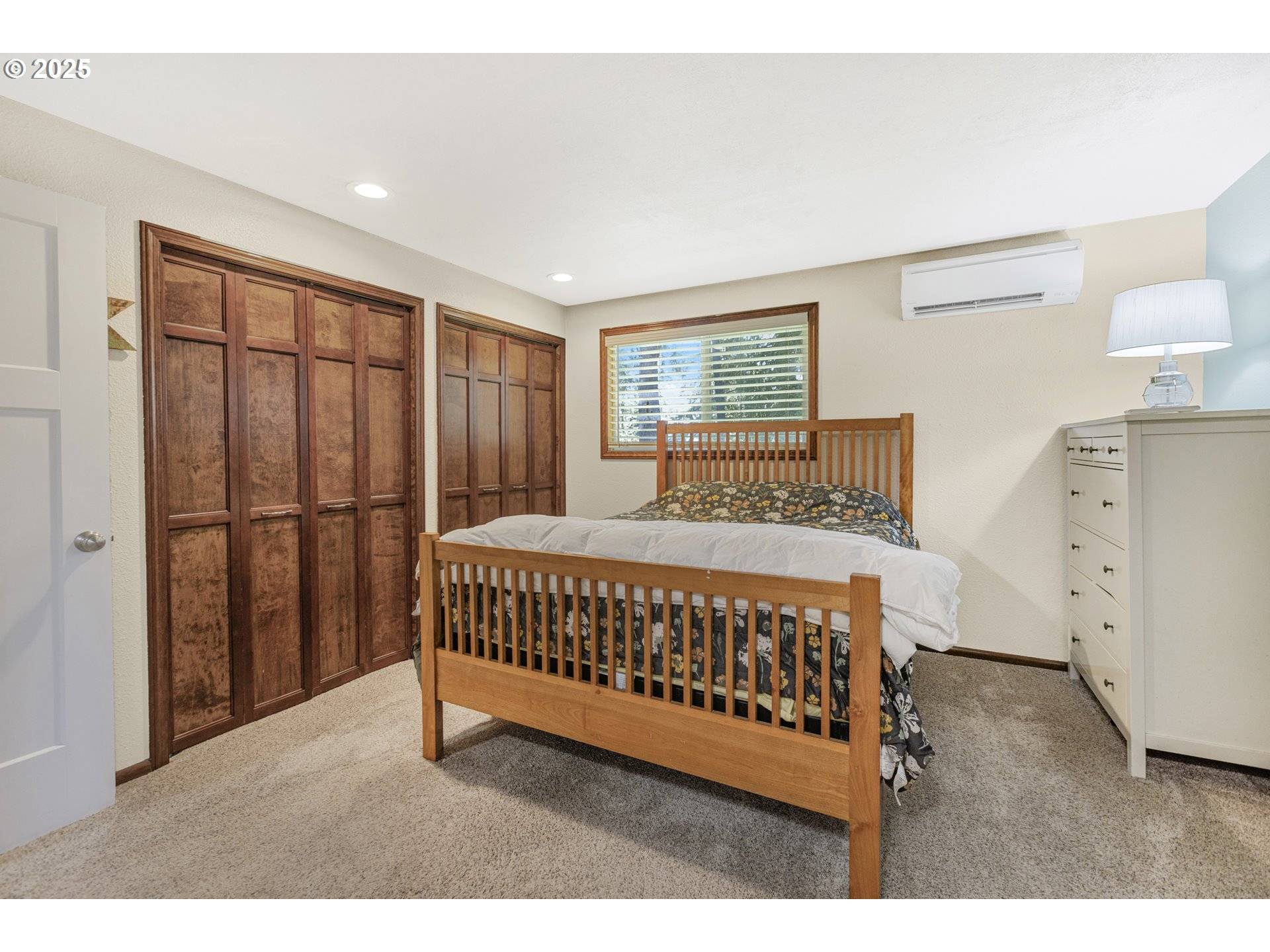 Springfield, OR 97478,311 S 68TH PL