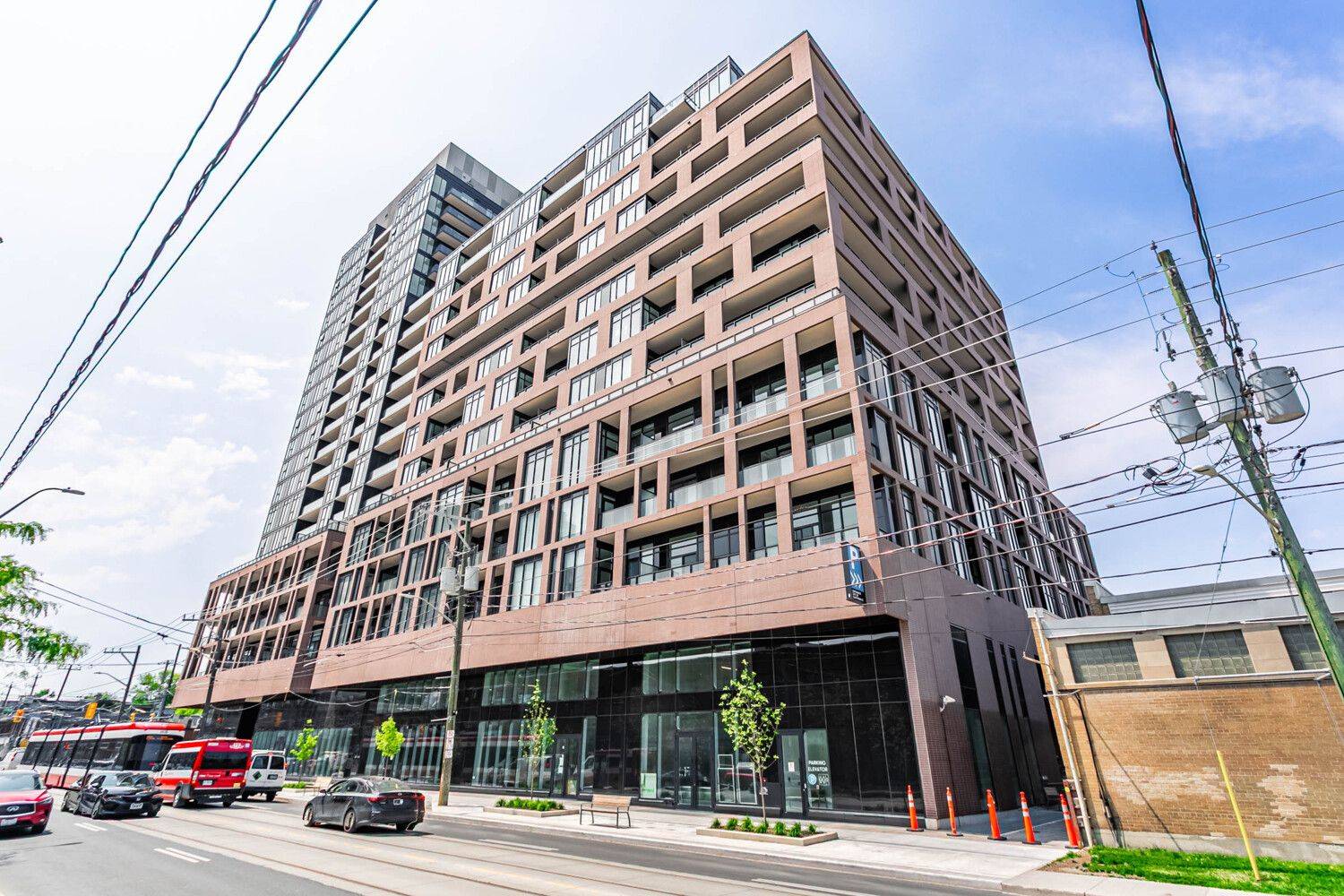 Toronto W01, ON M6K 1Z7,285 Dufferin ST #526