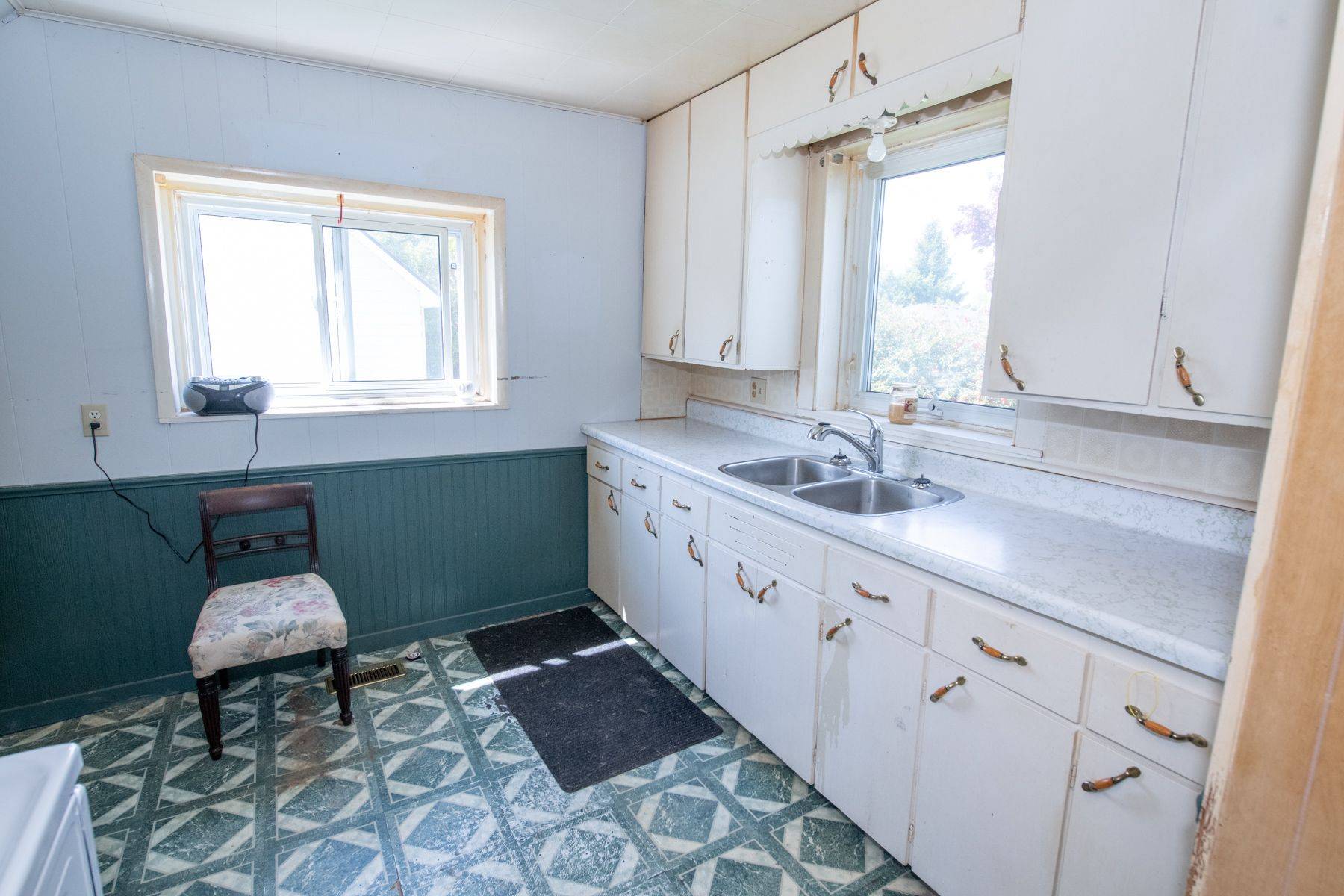 Wellington North, ON N0G 2L3,450 JAMES ST W