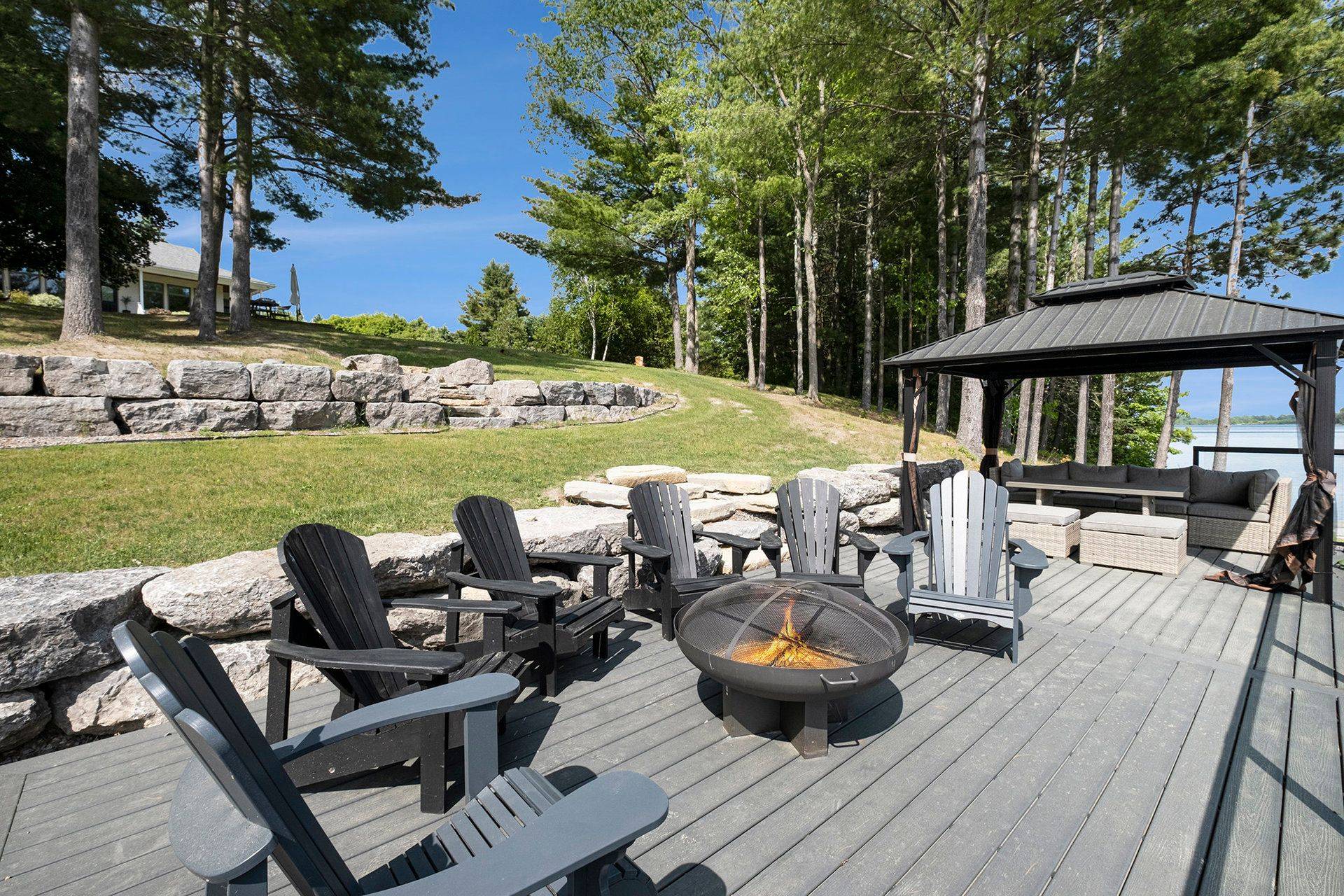 Mcnab/braeside, ON K7S 3G8,1074 Mill Ridge RD