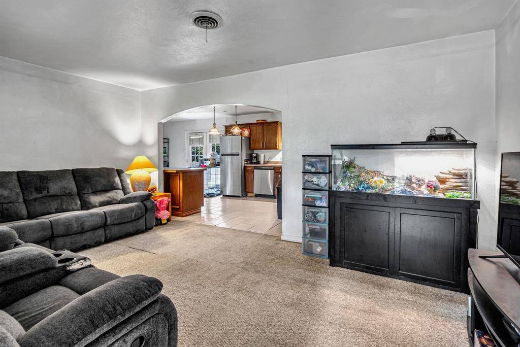 Hurst, TX 76053,716 Norwood Drive