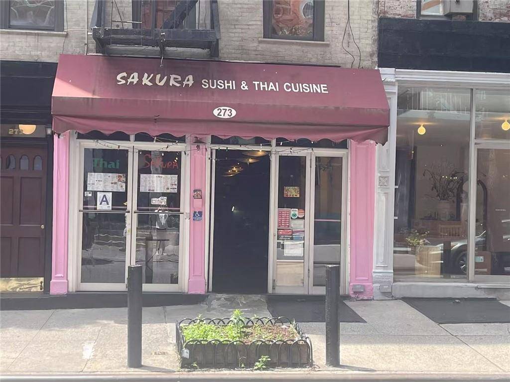 New York, NY 10012,273 Mott ST