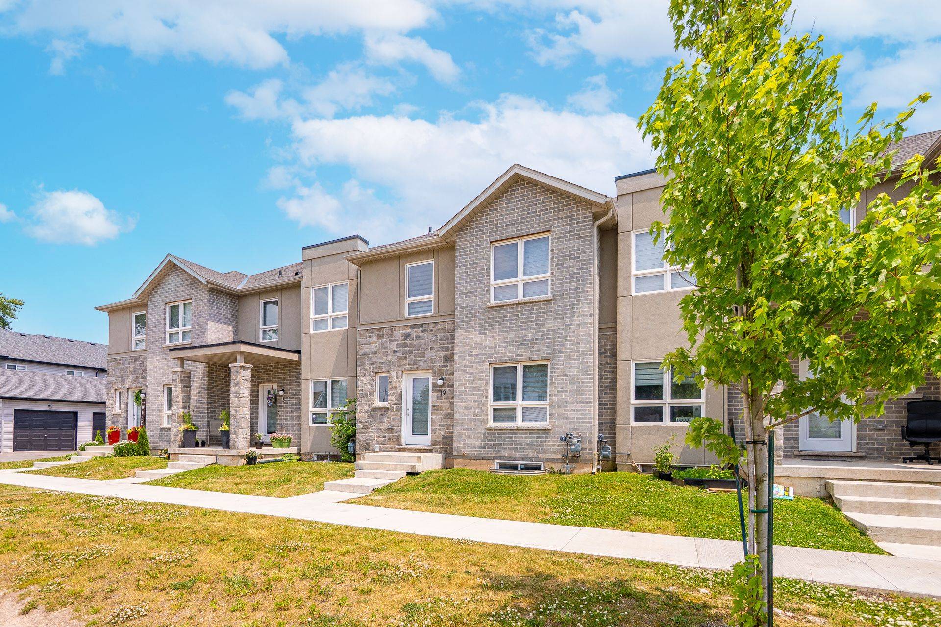 Welland, ON L3C 5L5,19 Perenack AVE