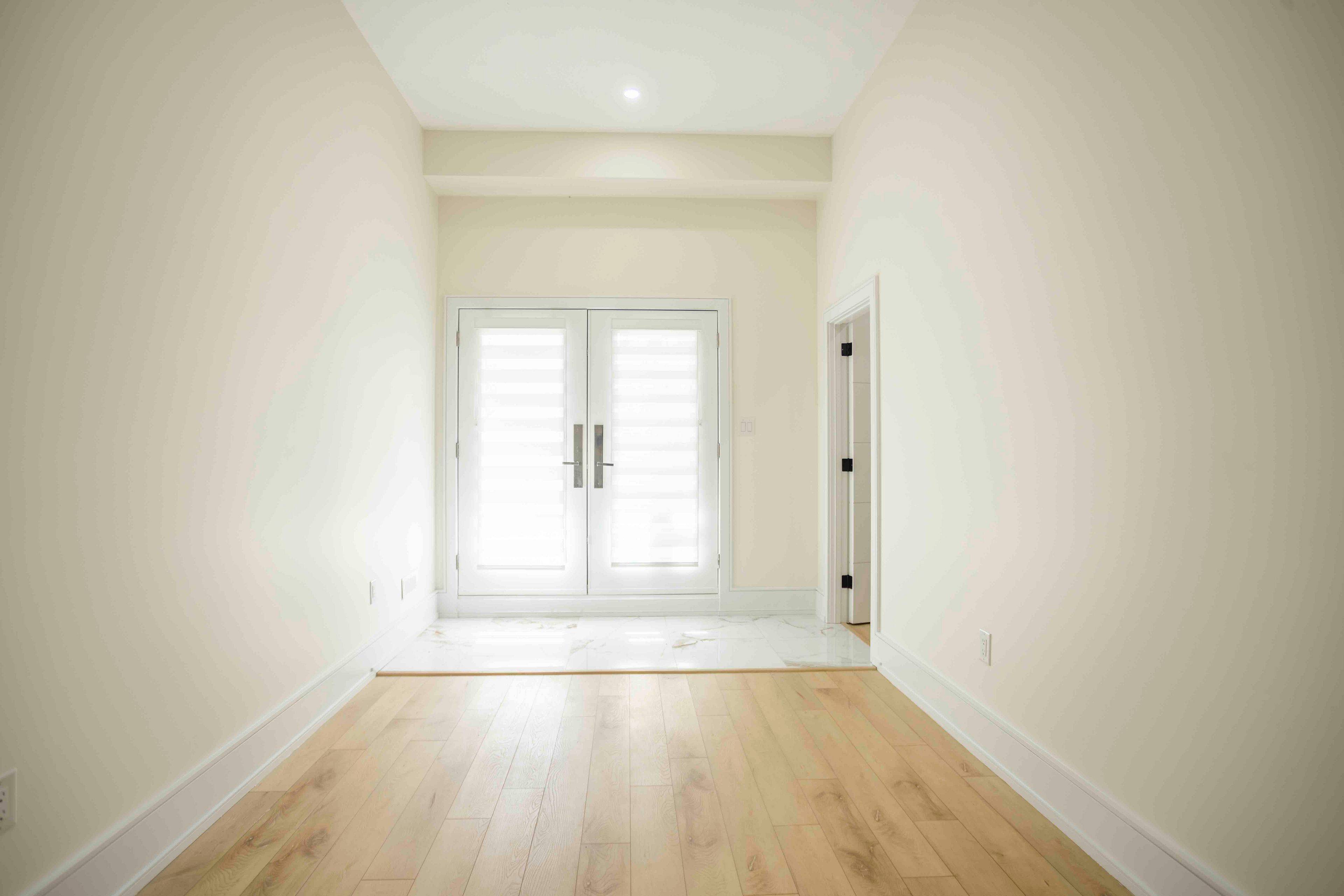 Toronto E06, ON M1N 3P5,266A Kennedy RD #BSMT