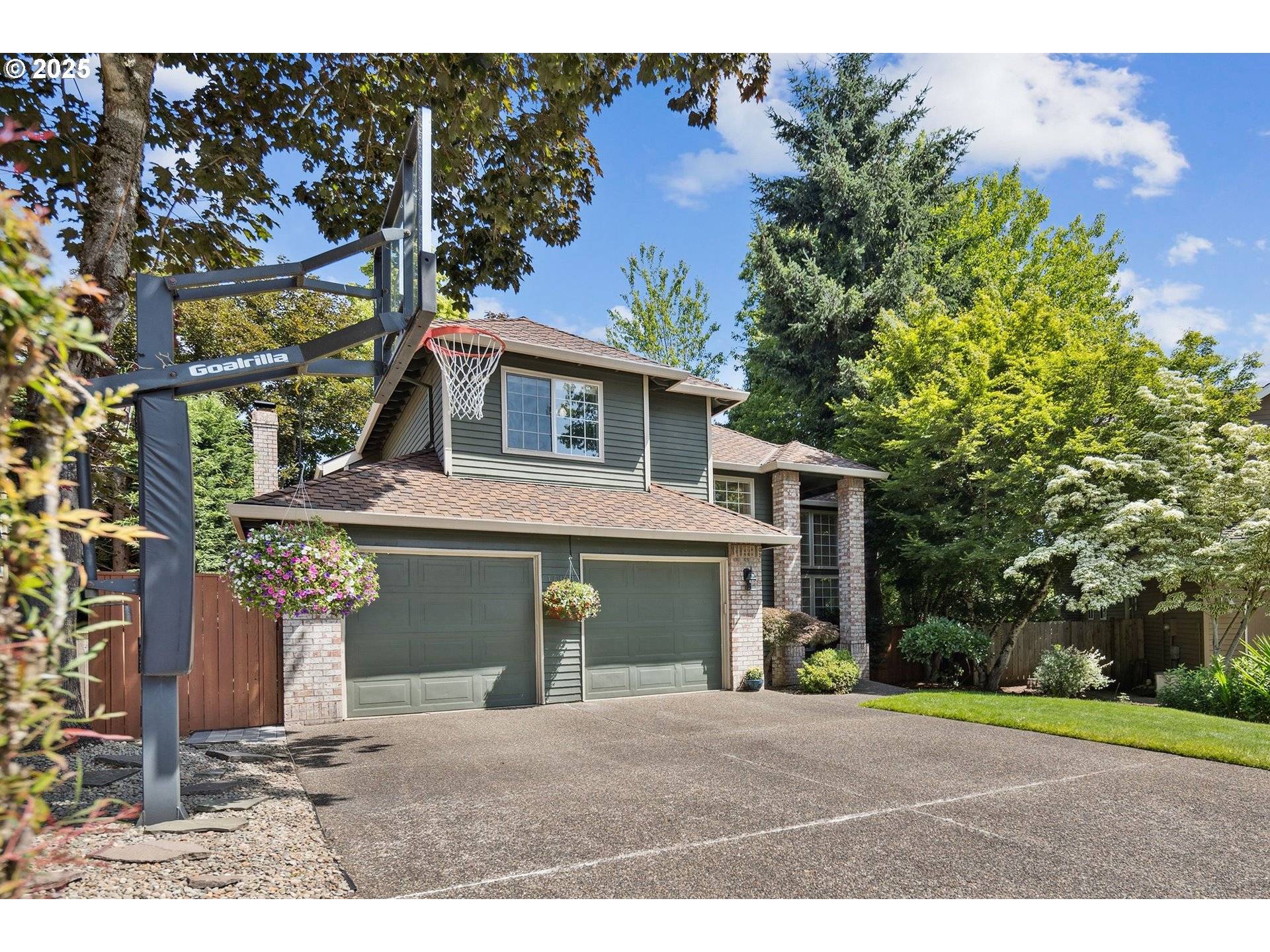 Lake Oswego, OR 97034,17958 SAINT CLAIR DR