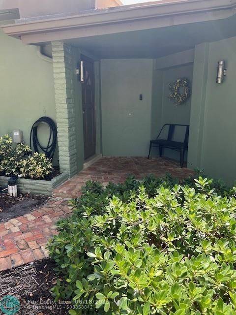 Fort Lauderdale, FL 33316,1100 SE 8th Street