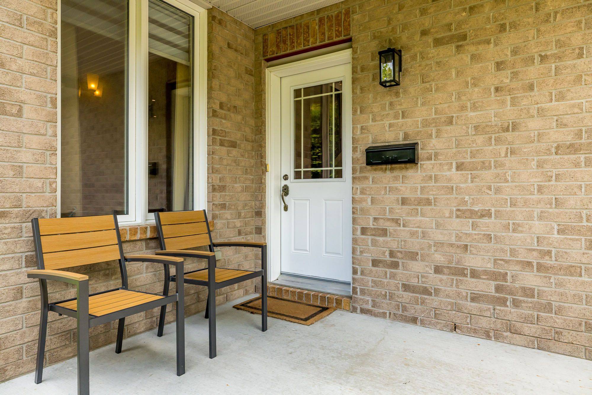 Stittsville - Munster - Richmond, ON K2S 0B1,176 Talltree CRES