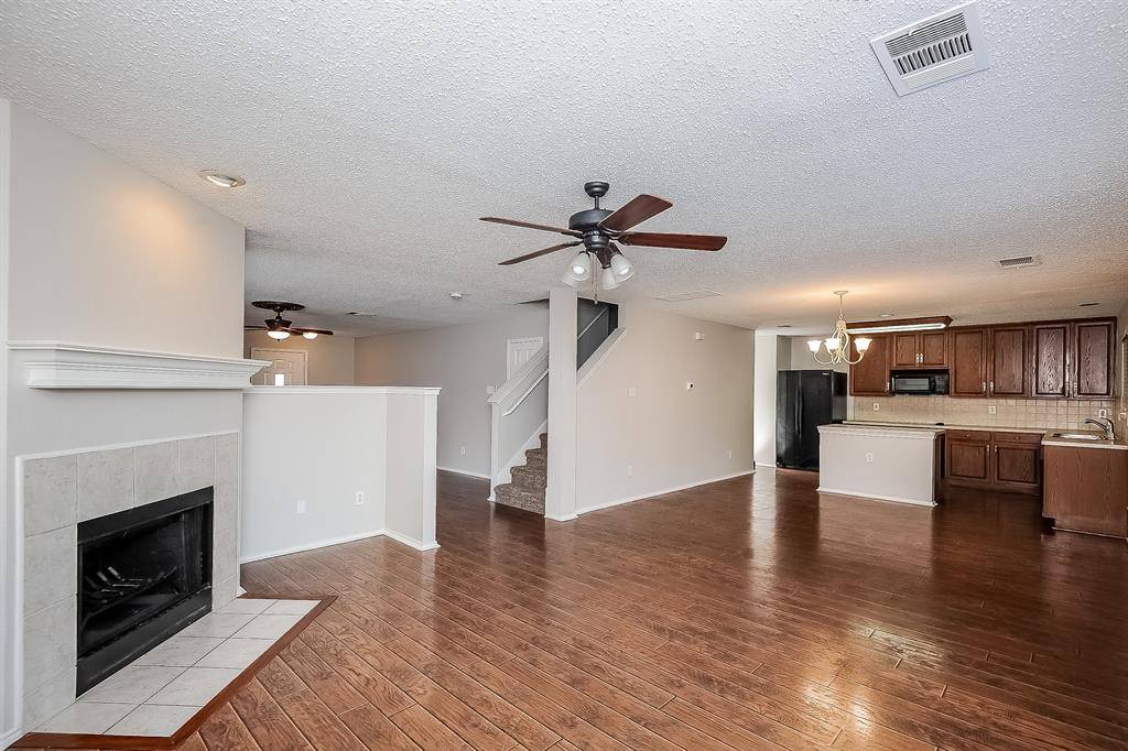 Fort Worth, TX 76262,13413 LOST SPURS Road