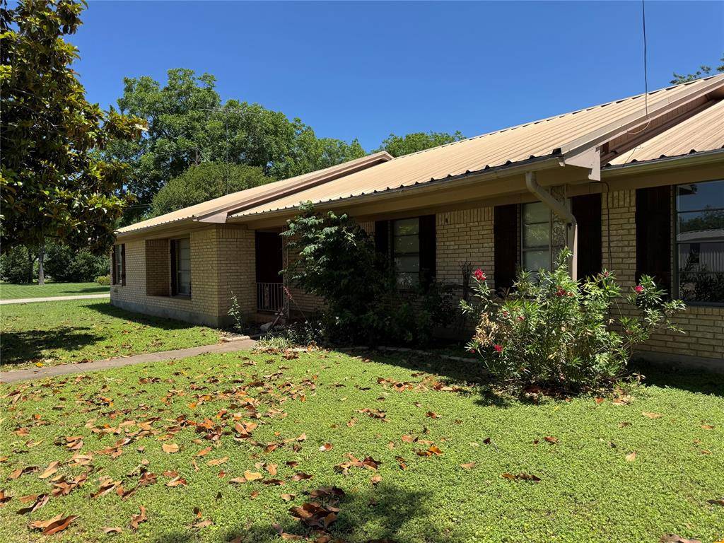 Meridian, TX 76665,305 N Main Street