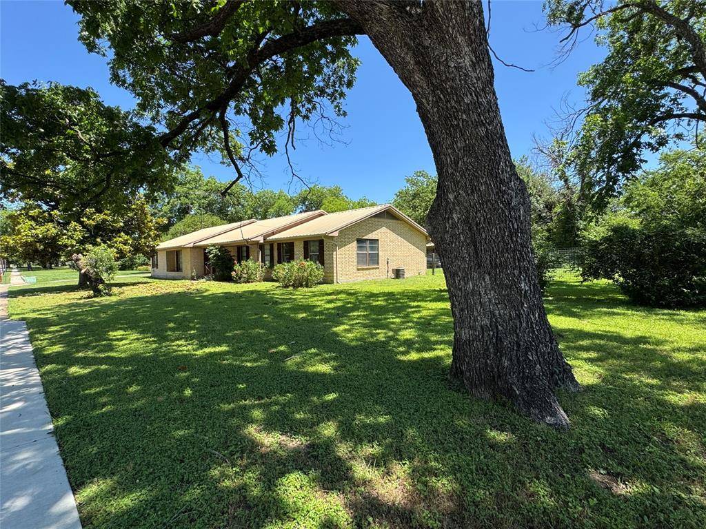 Meridian, TX 76665,305 N Main Street