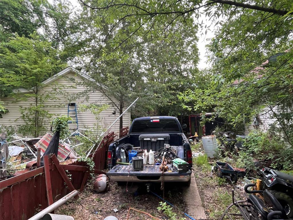 Terrell, TX 75160,200 1st Street